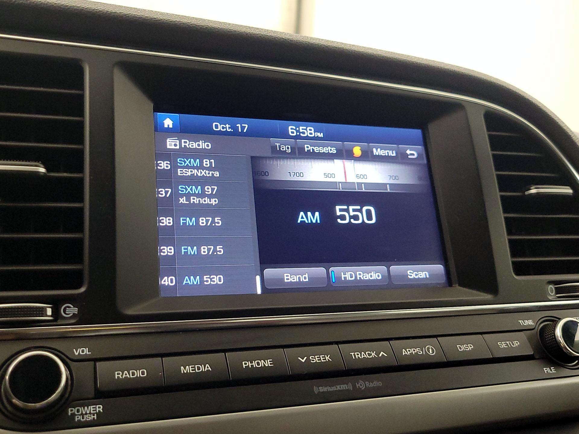 Thumbnail: 2017 Hyundai Elantra - 15