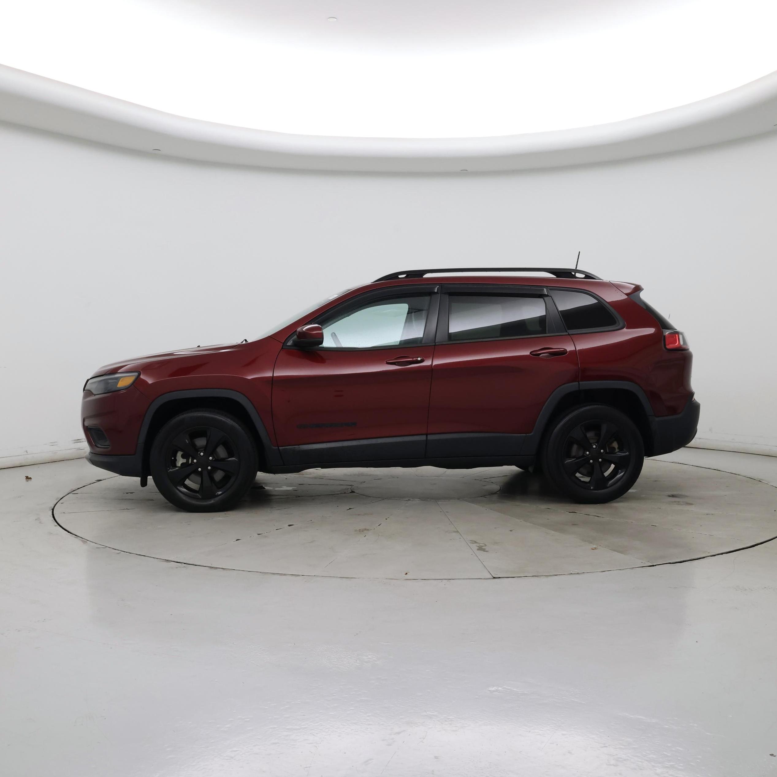 Thumbnail: 2021 Jeep Cherokee - 3