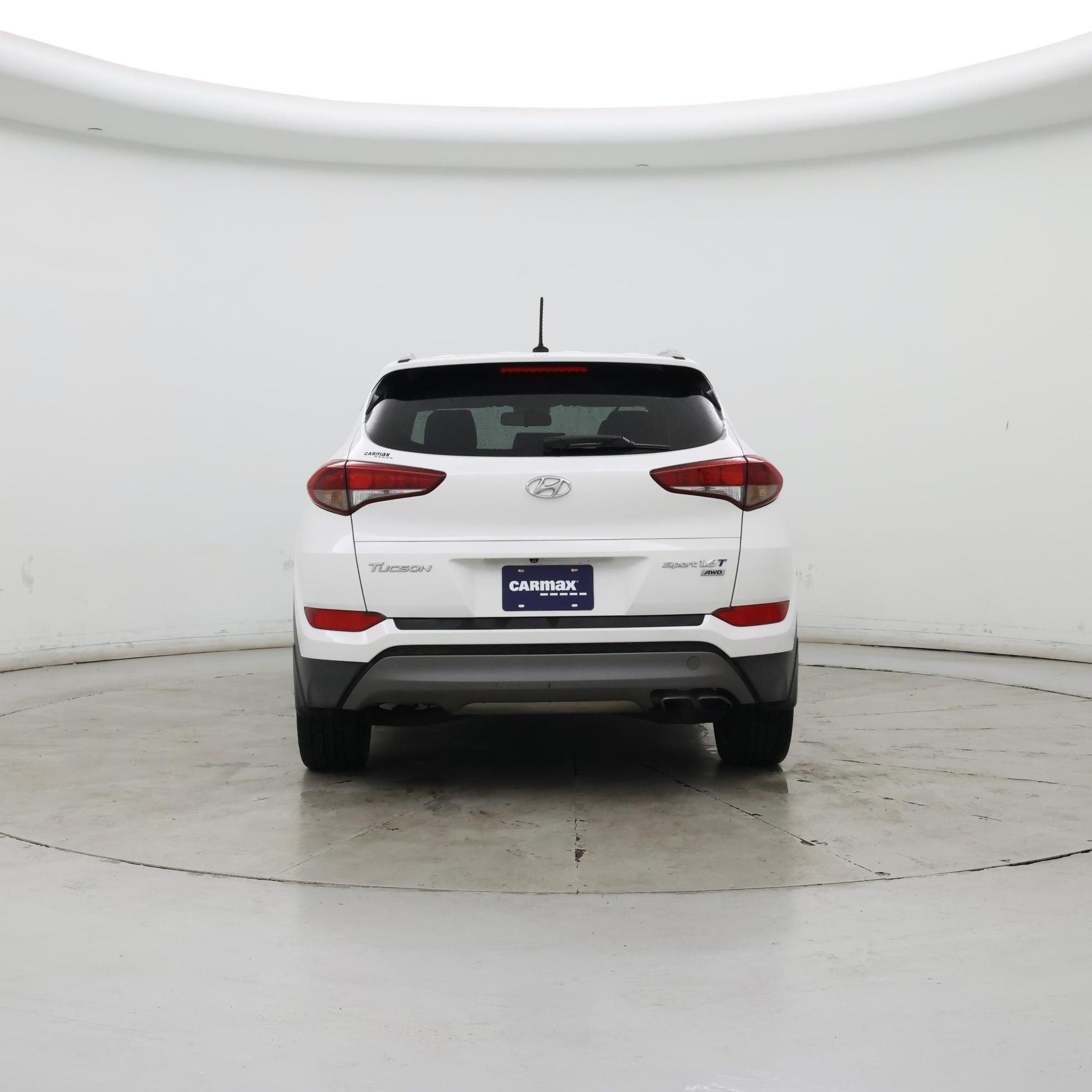 Thumbnail: 2016 Hyundai Tucson - 6