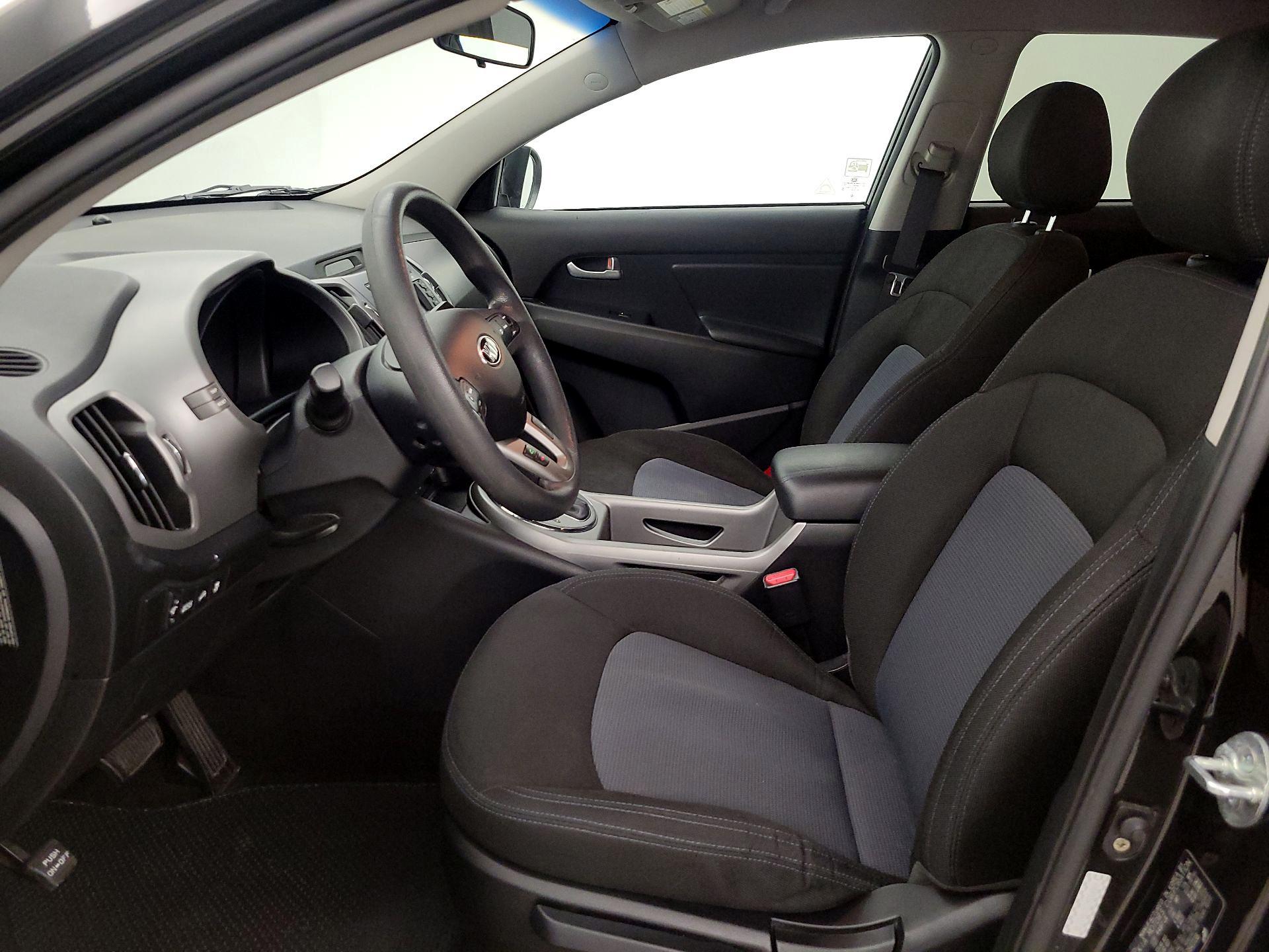 Thumbnail: 2016 Kia Sportage - 11