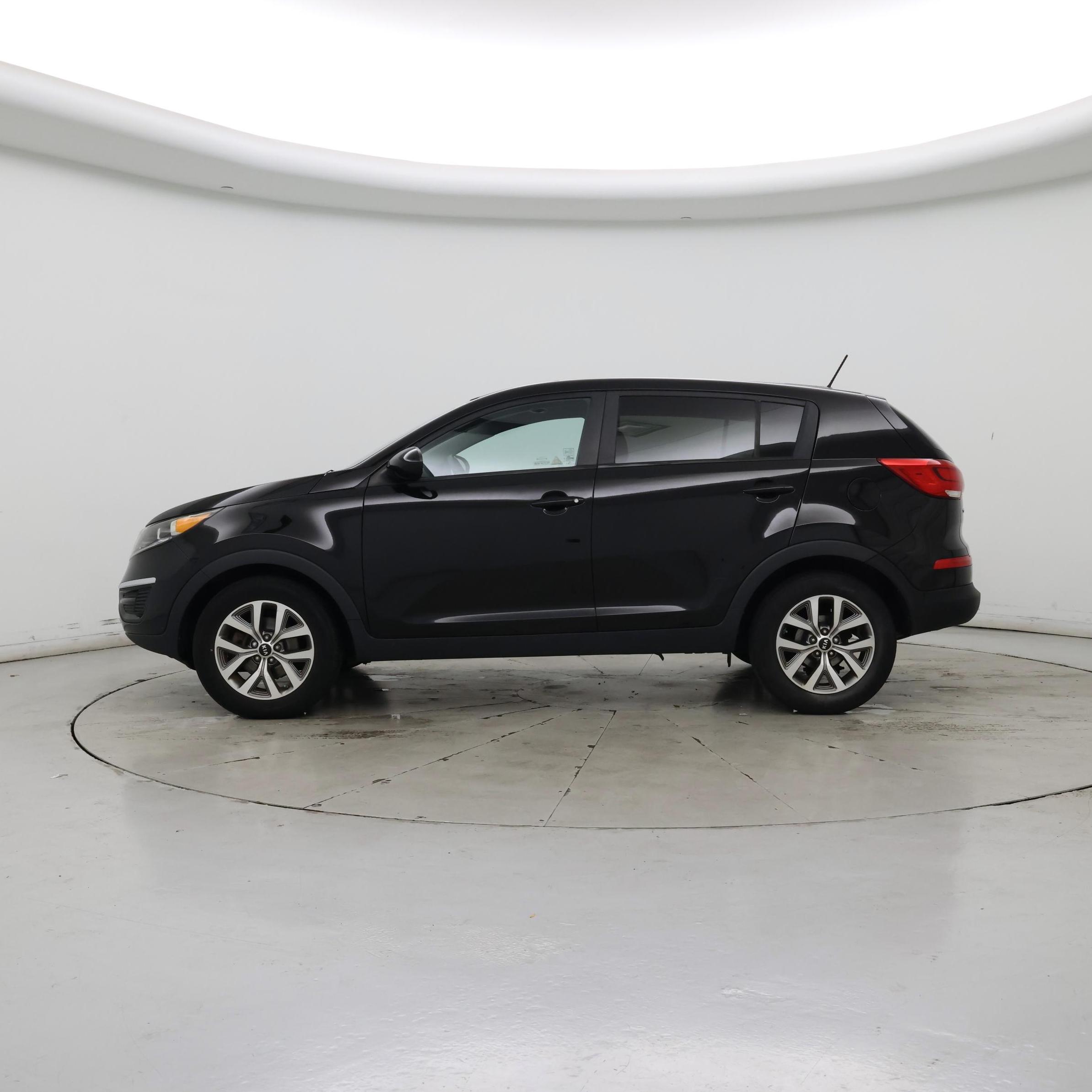 Thumbnail: 2016 Kia Sportage - 3