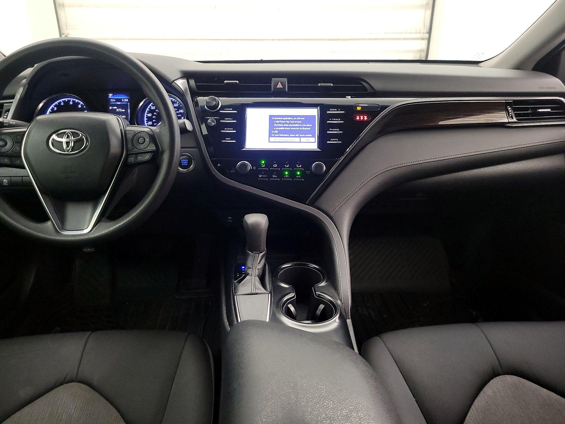 Thumbnail: 2019 Toyota Camry - 9