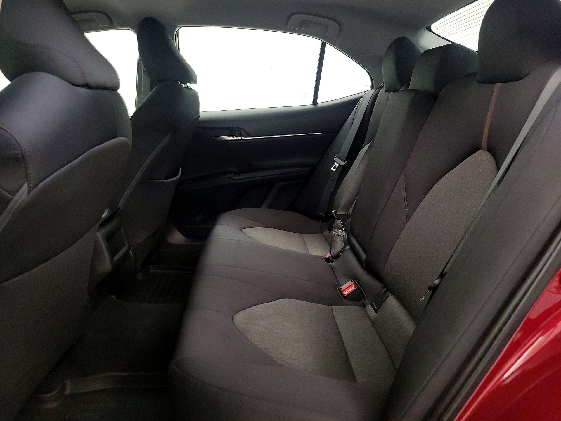 Thumbnail: 2019 Toyota Camry - 19