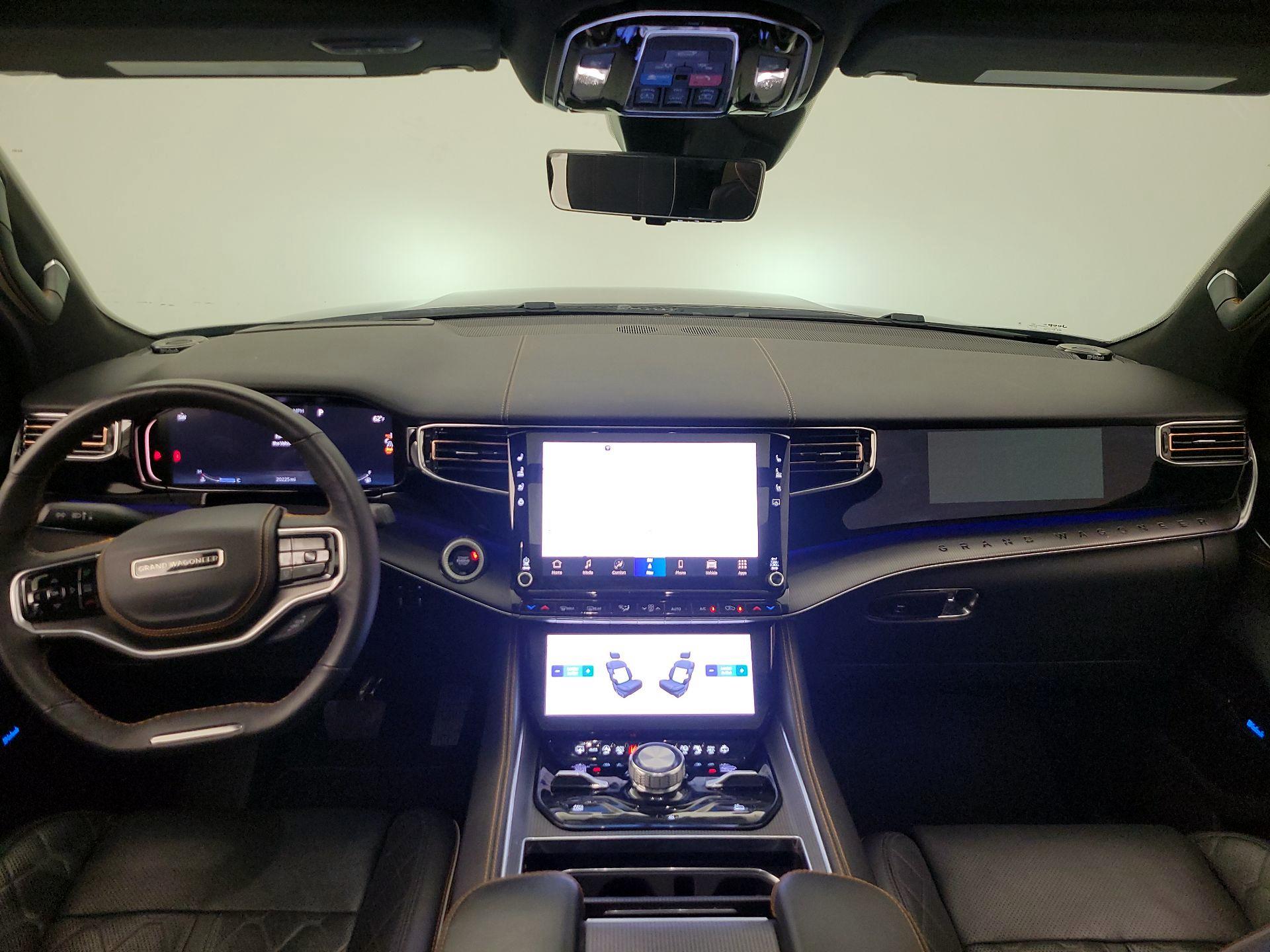 Thumbnail: 2023 Jeep Grand Wagoneer - 9