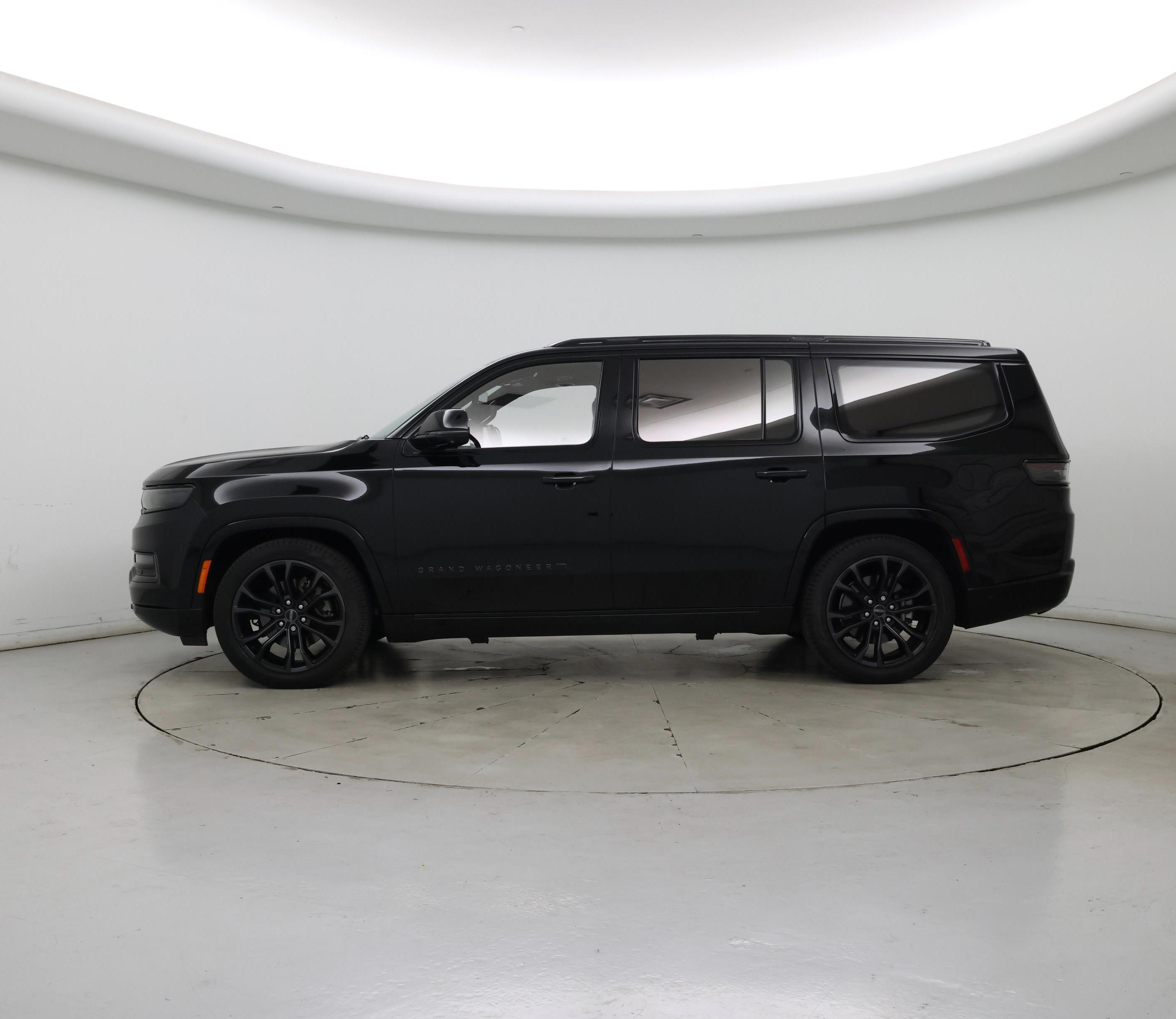 Thumbnail: 2023 Jeep Grand Wagoneer - 3