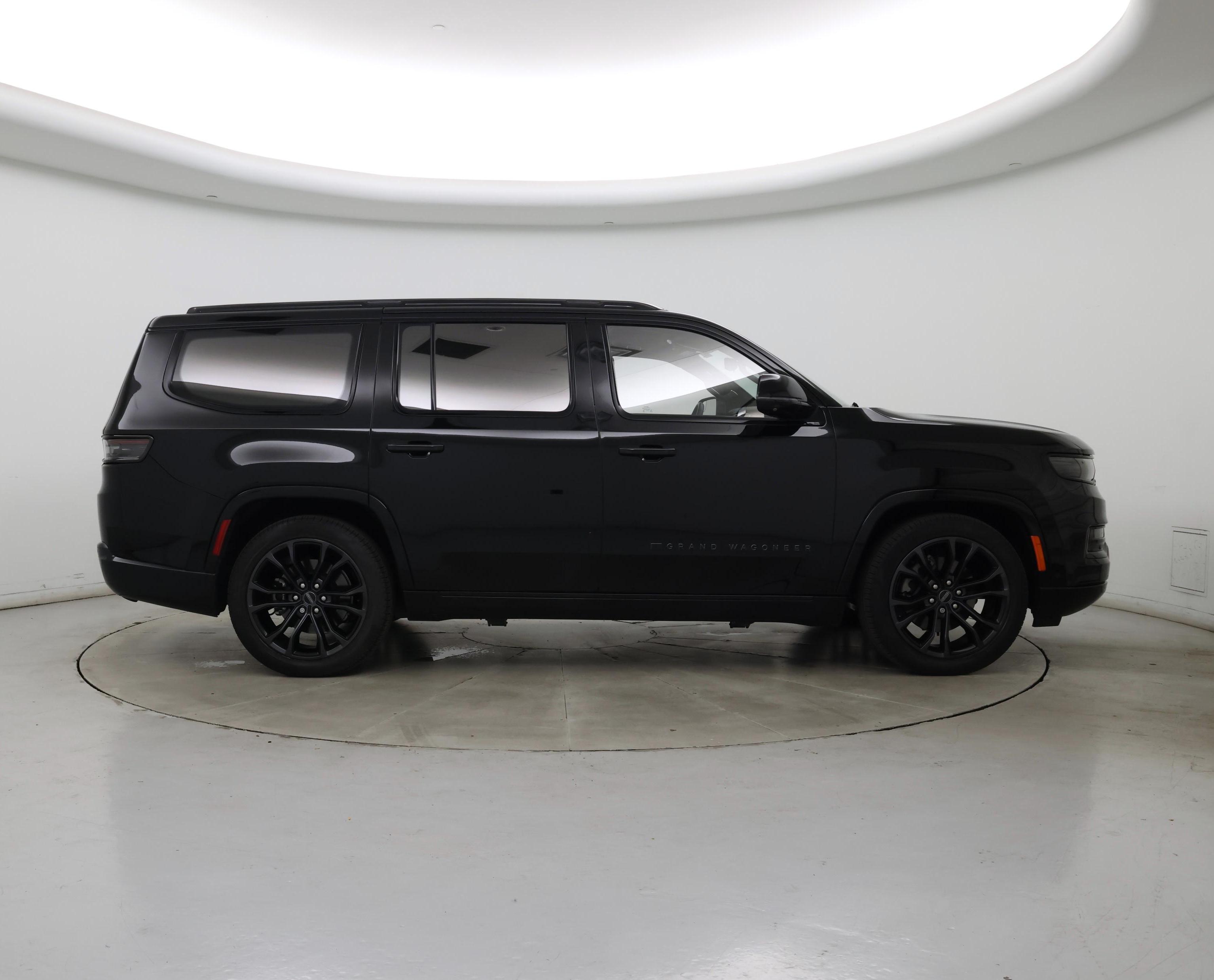 Thumbnail: 2023 Jeep Grand Wagoneer - 7