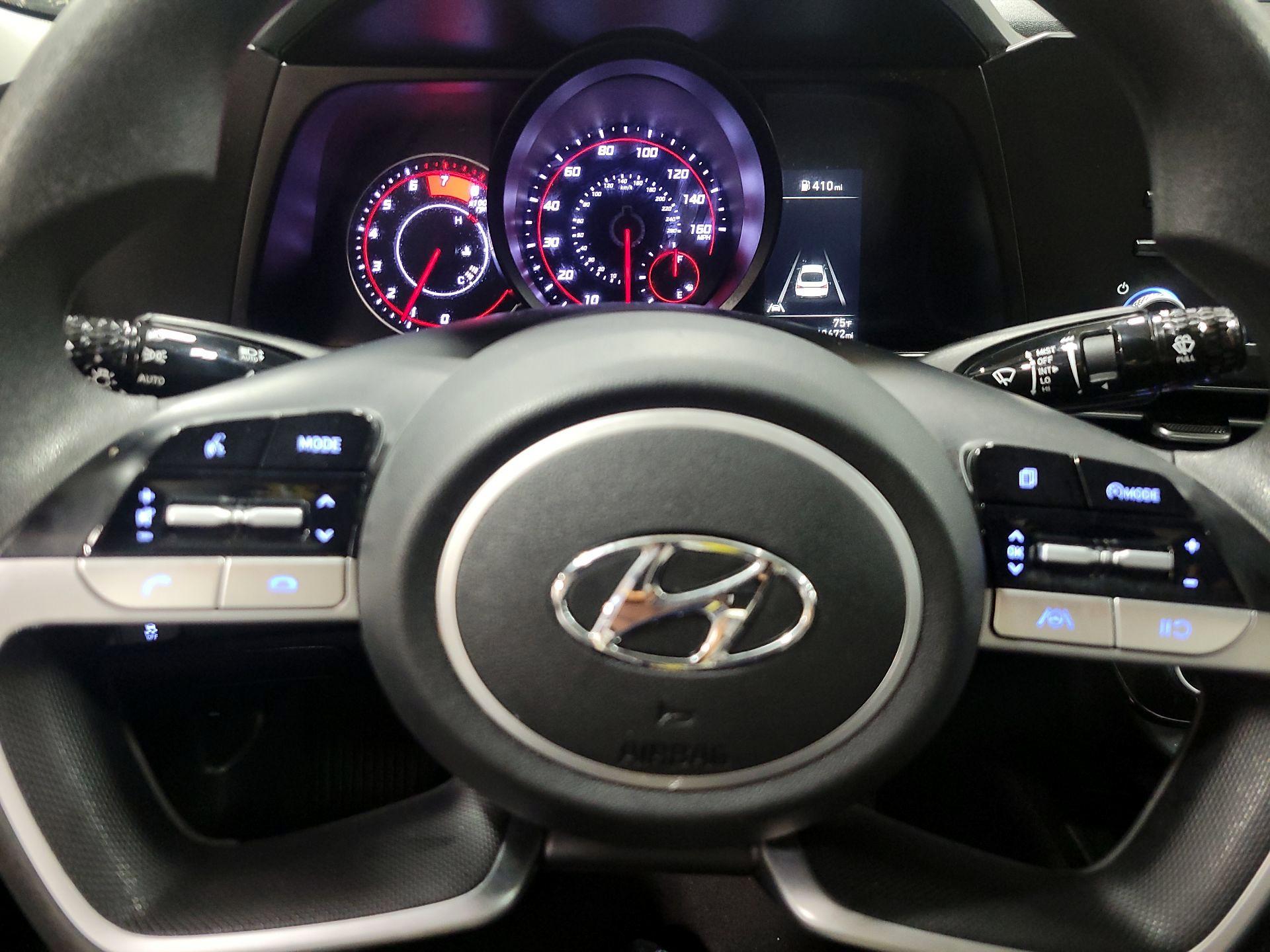 Thumbnail: 2022 Hyundai Elantra - 10