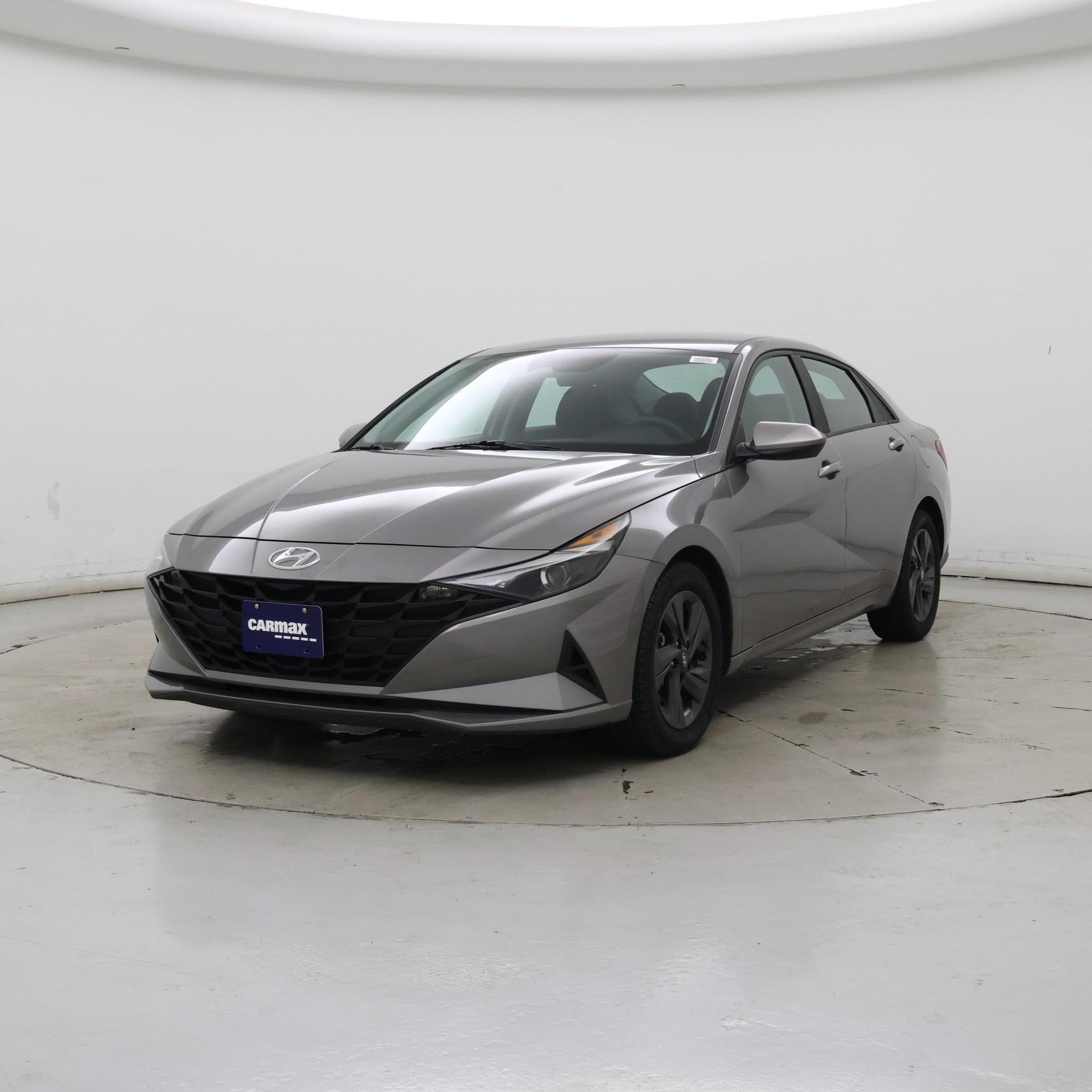 Thumbnail: 2022 Hyundai Elantra - 4