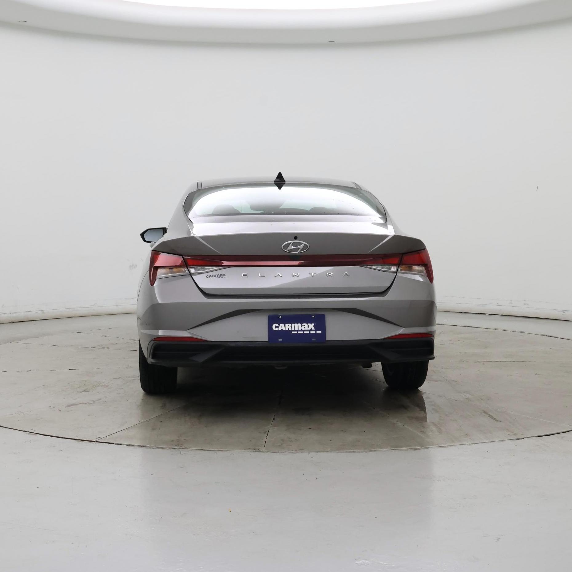 Thumbnail: 2022 Hyundai Elantra - 6