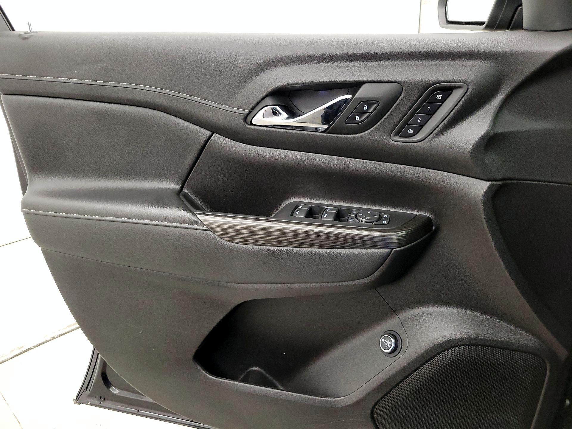 Thumbnail: 2022 GMC Acadia - 12