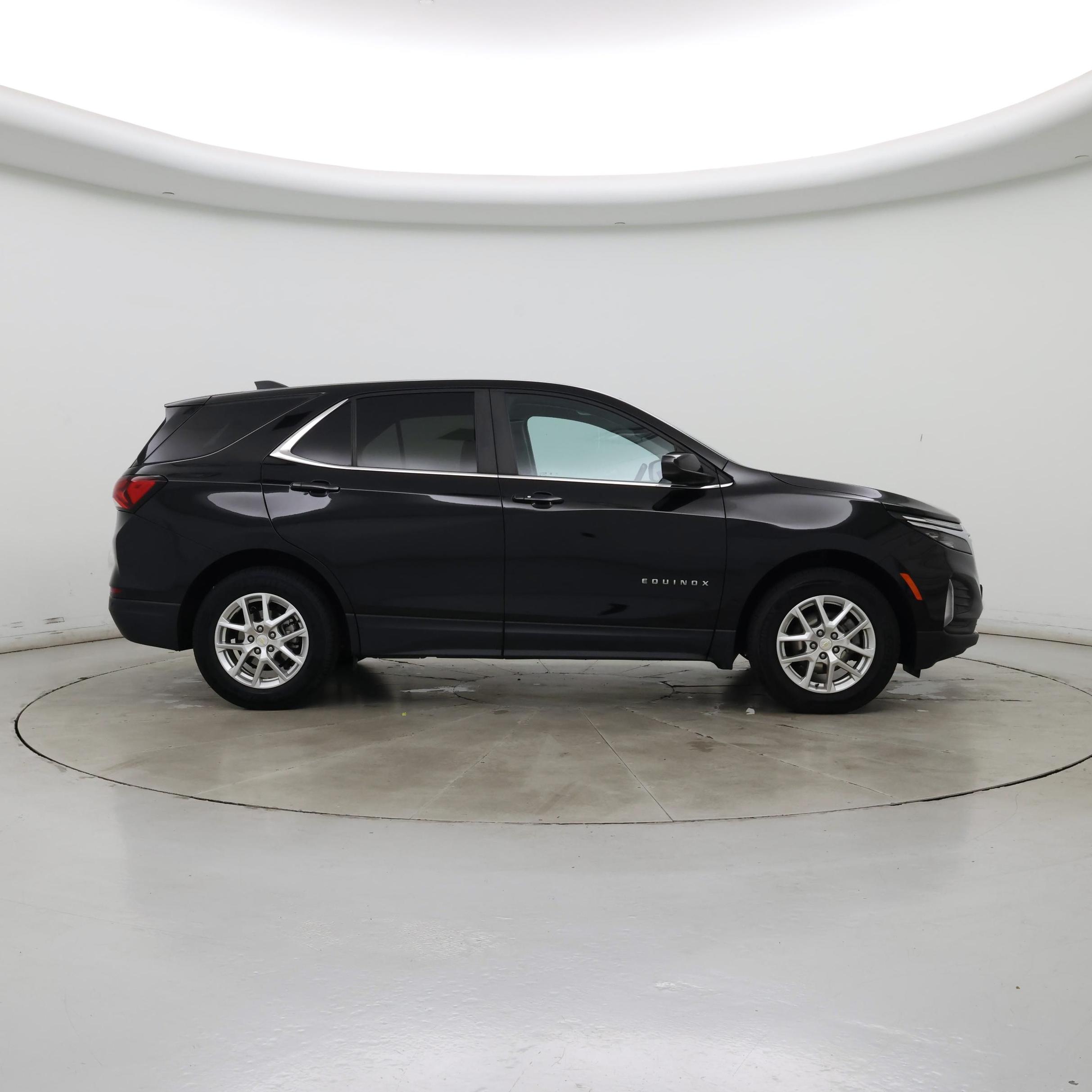 Thumbnail: 2022 Chevrolet Equinox - 7