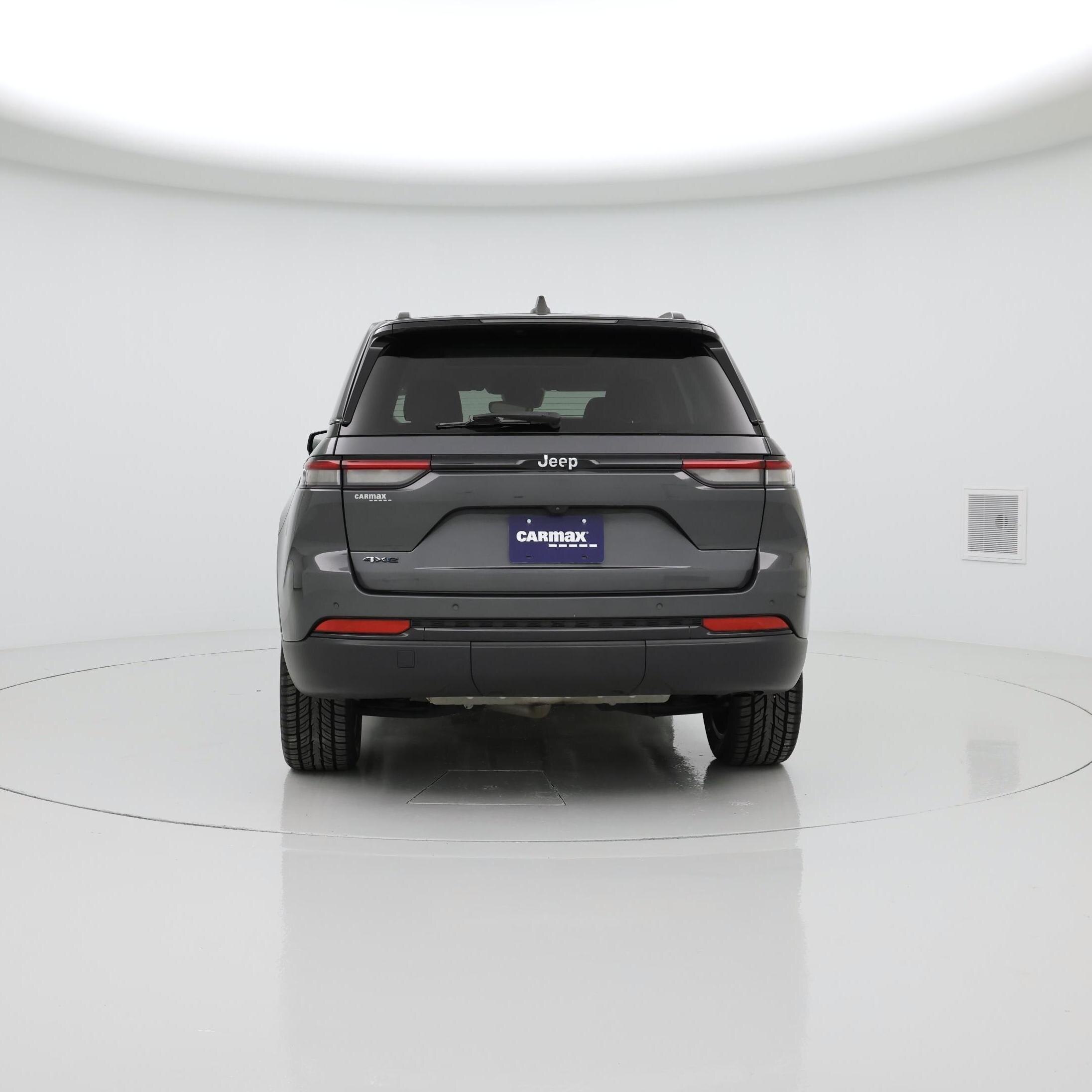 Thumbnail: 2023 Jeep Grand Cherokee - 6