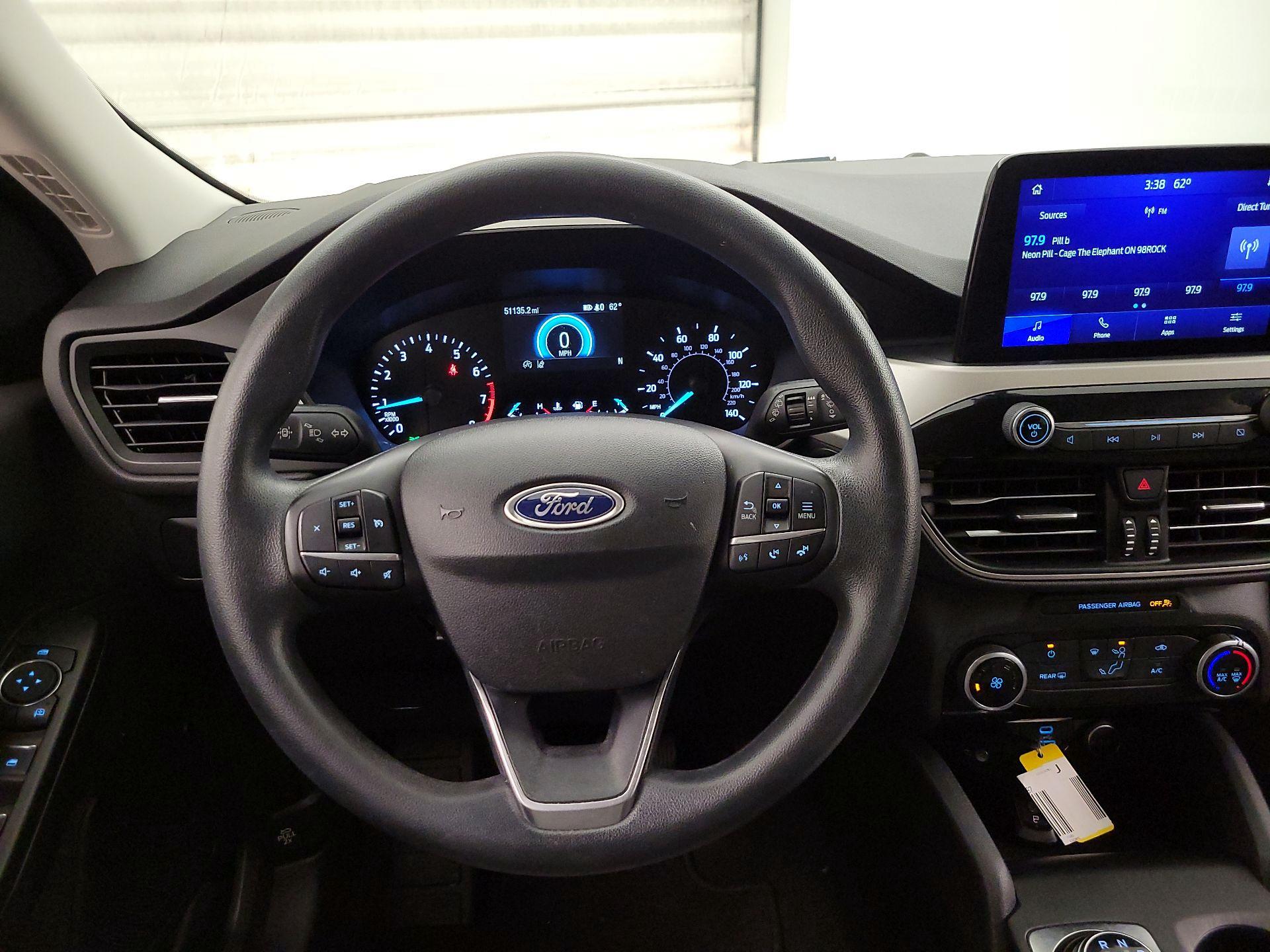 Thumbnail: 2021 Ford Escape - 10