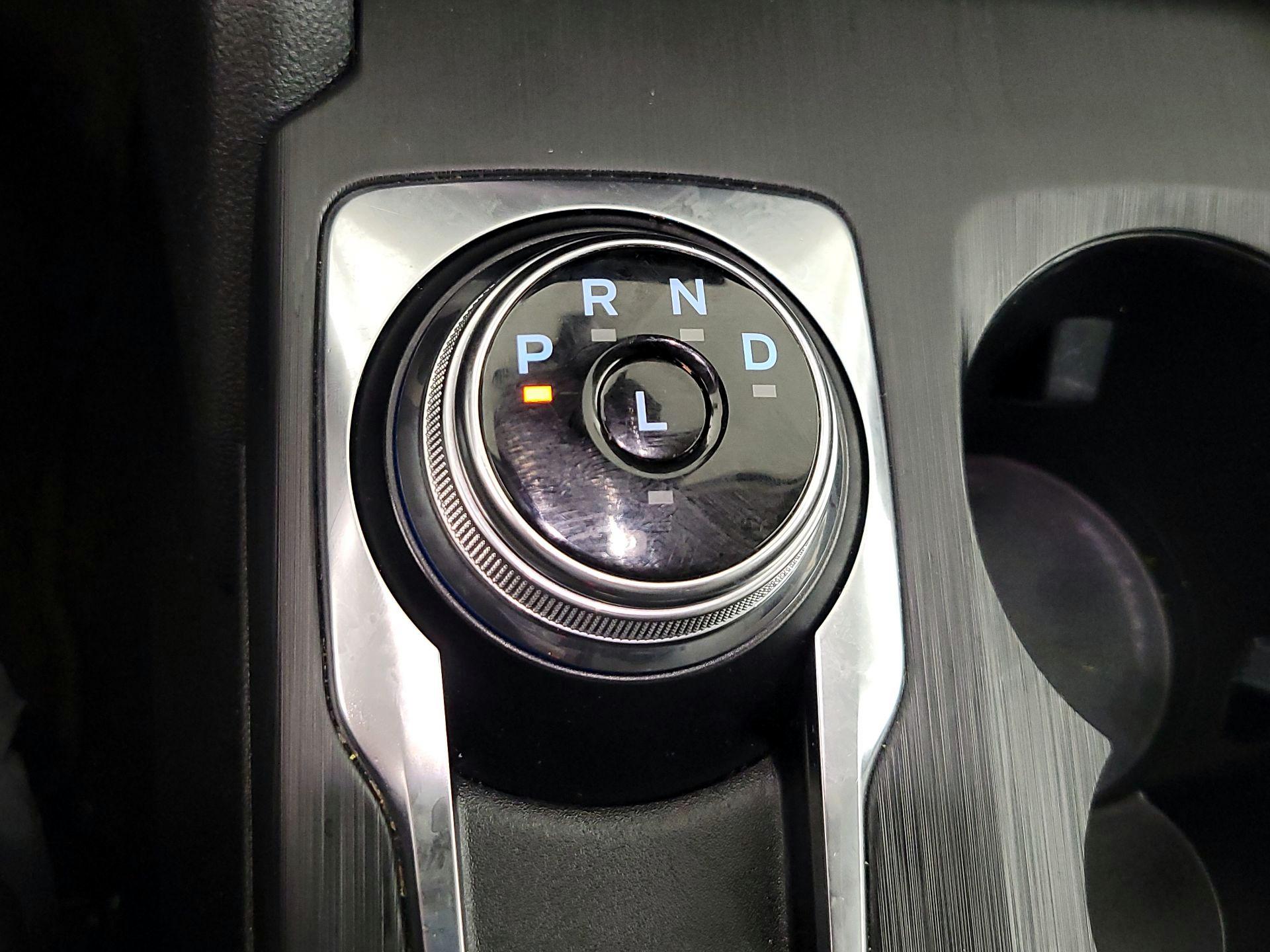 Thumbnail: 2021 Ford Escape - 17