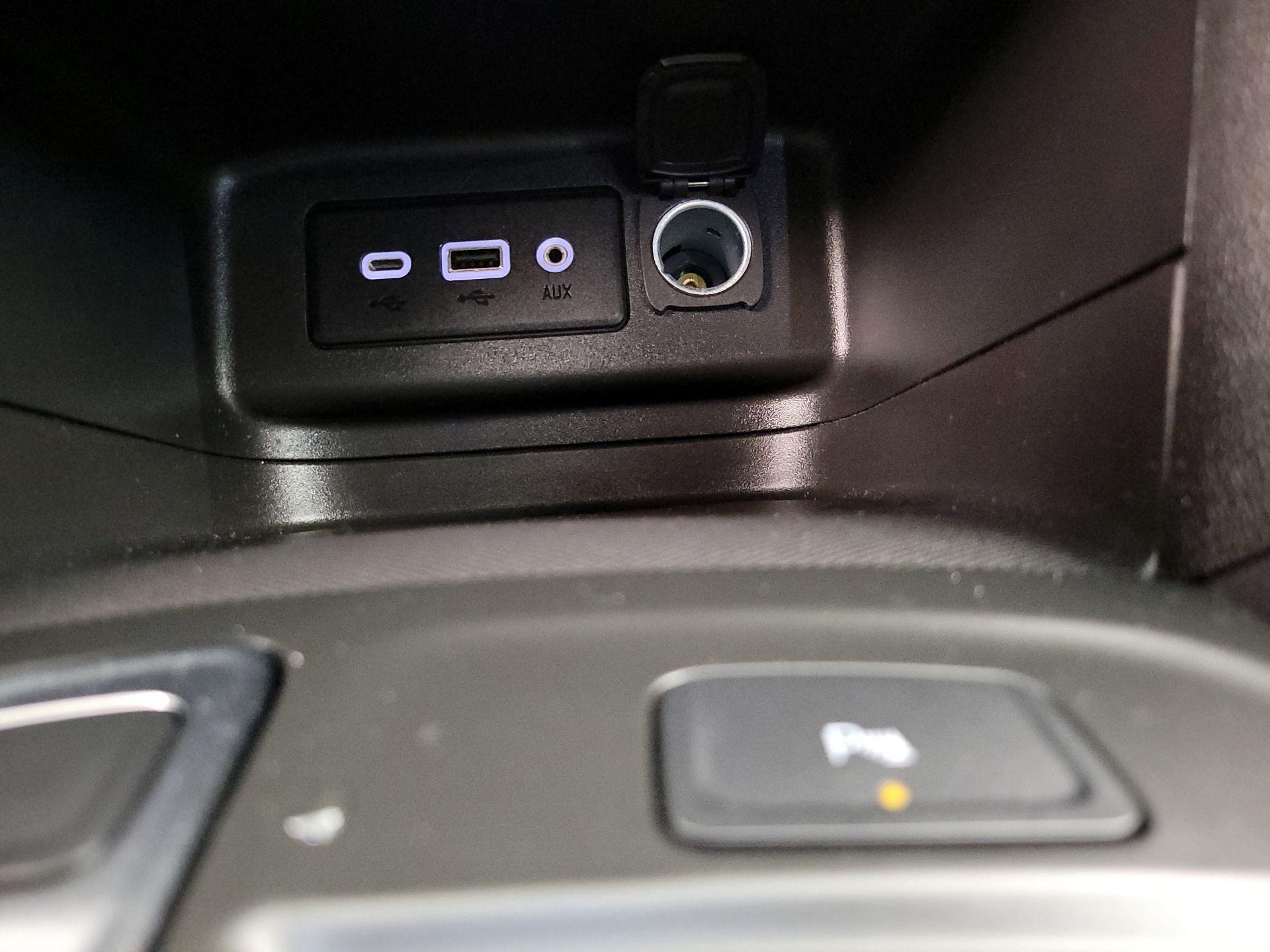 Thumbnail: 2022 Chevrolet Equinox - 18