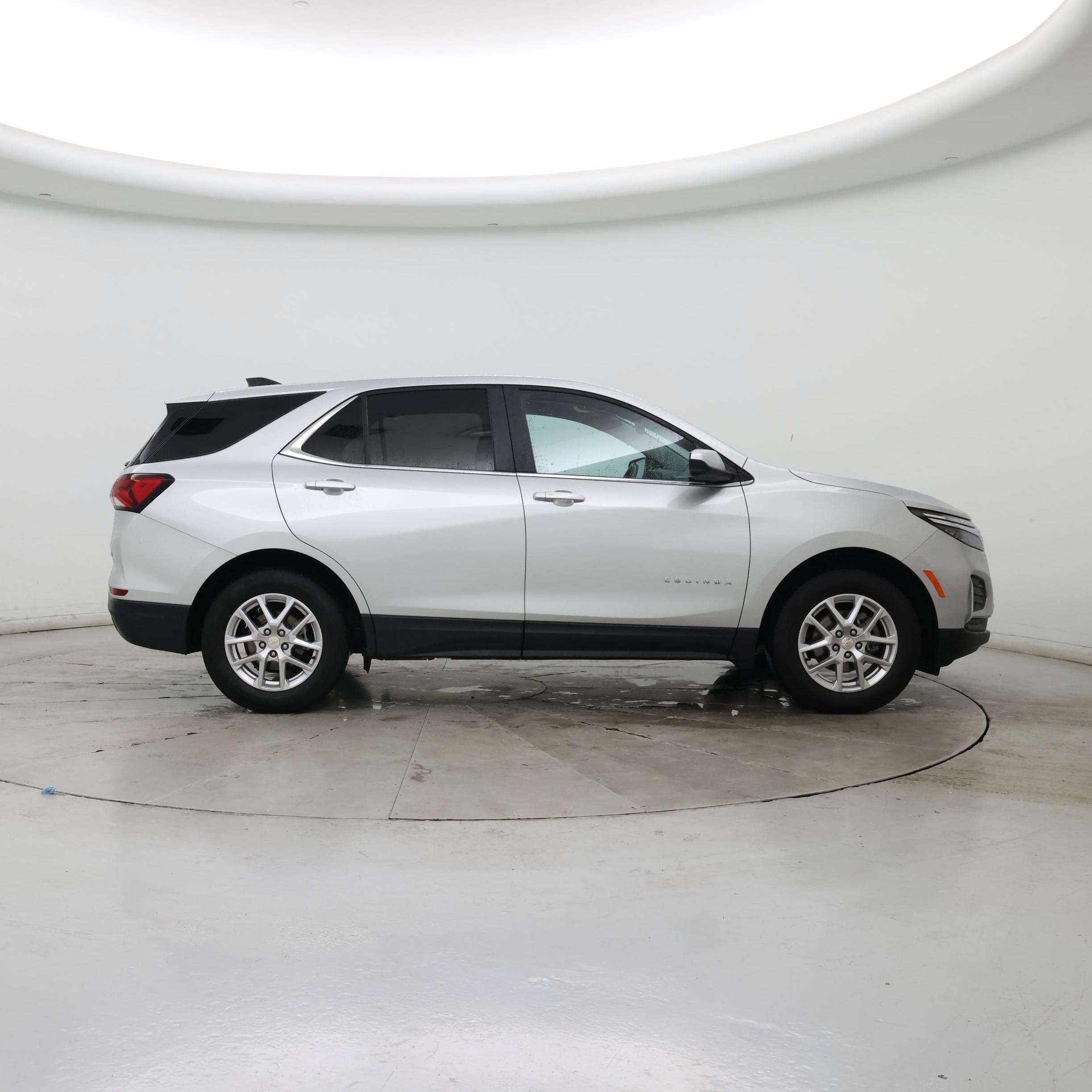 Thumbnail: 2022 Chevrolet Equinox - 7