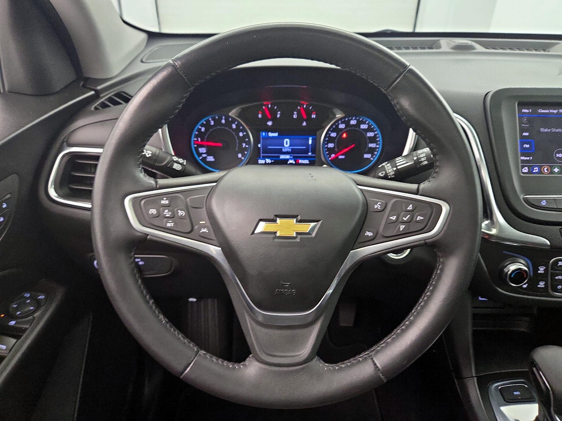 Thumbnail: 2022 Chevrolet Equinox - 10