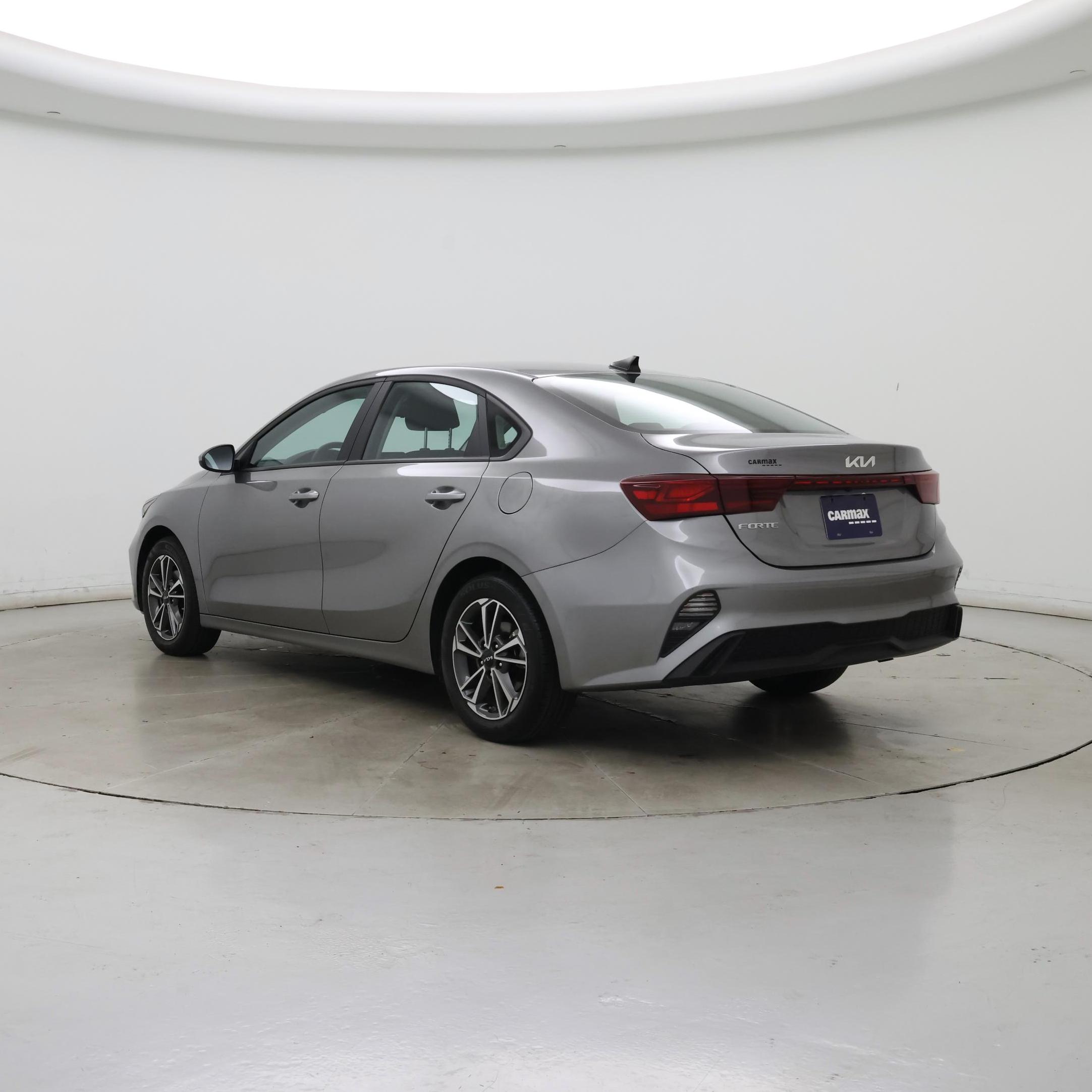 Thumbnail: 2023 Kia Forte - 2