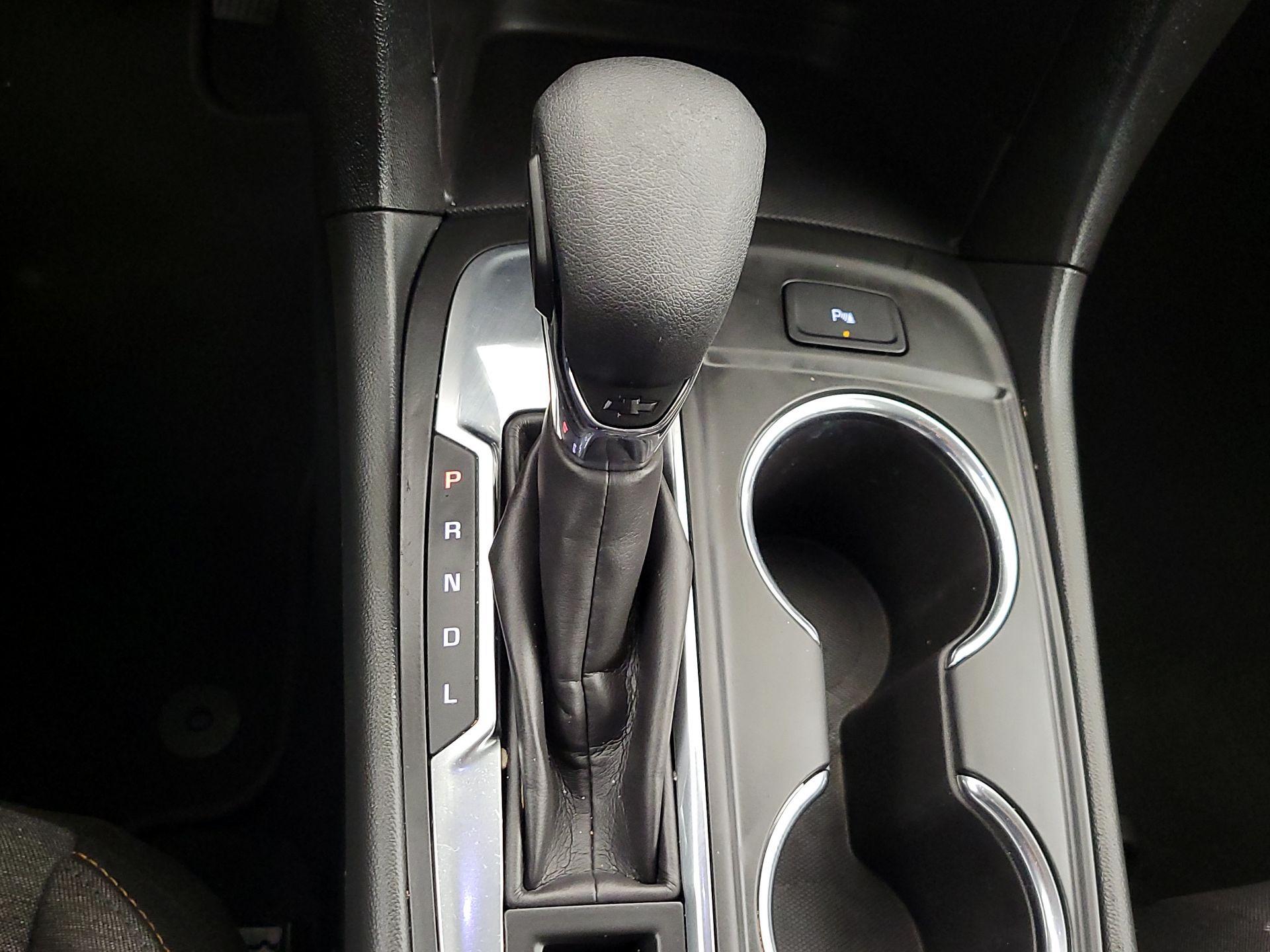 Thumbnail: 2022 Chevrolet Equinox - 17