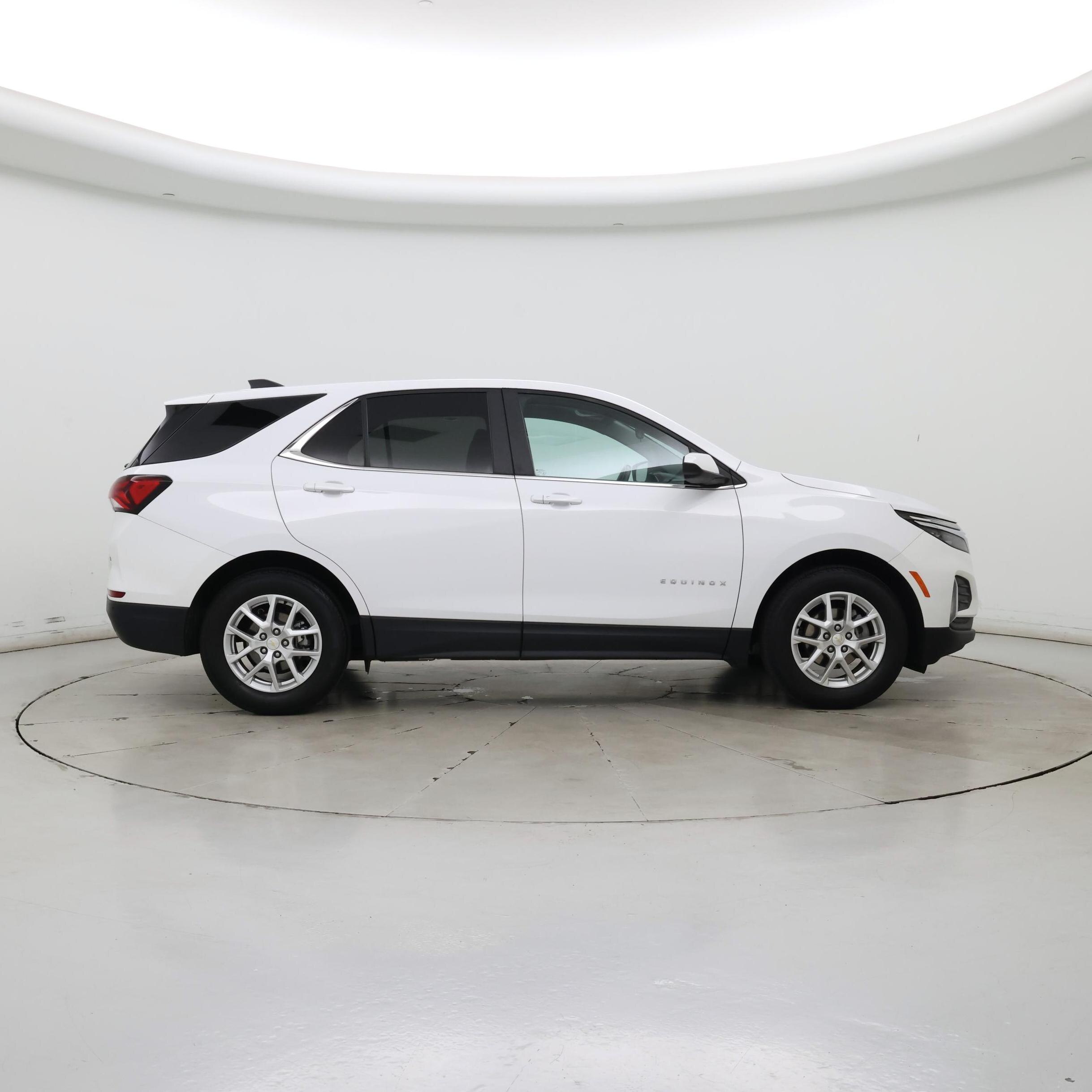 Thumbnail: 2022 Chevrolet Equinox - 7