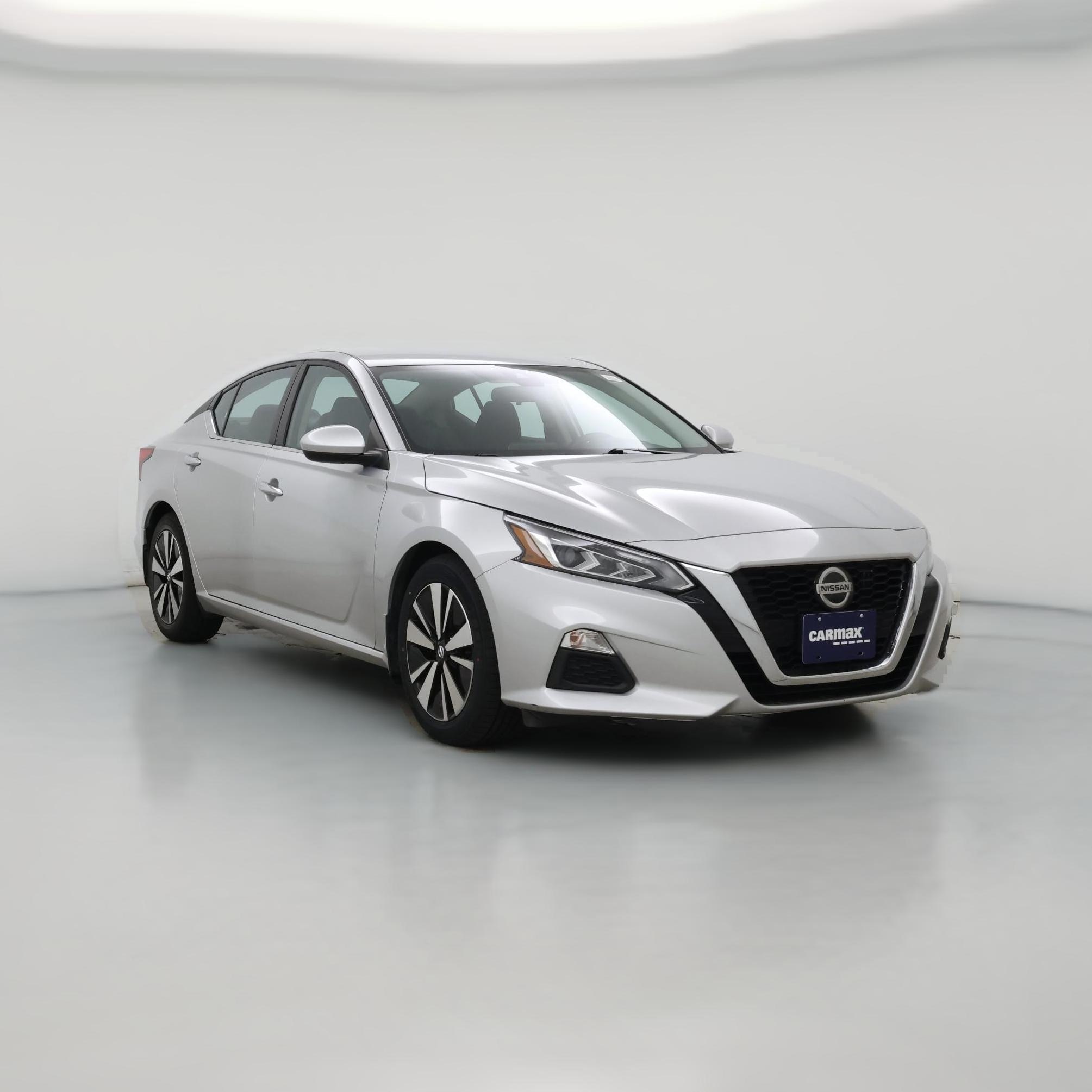 Thumbnail: 2022 Nissan Altima - 1
