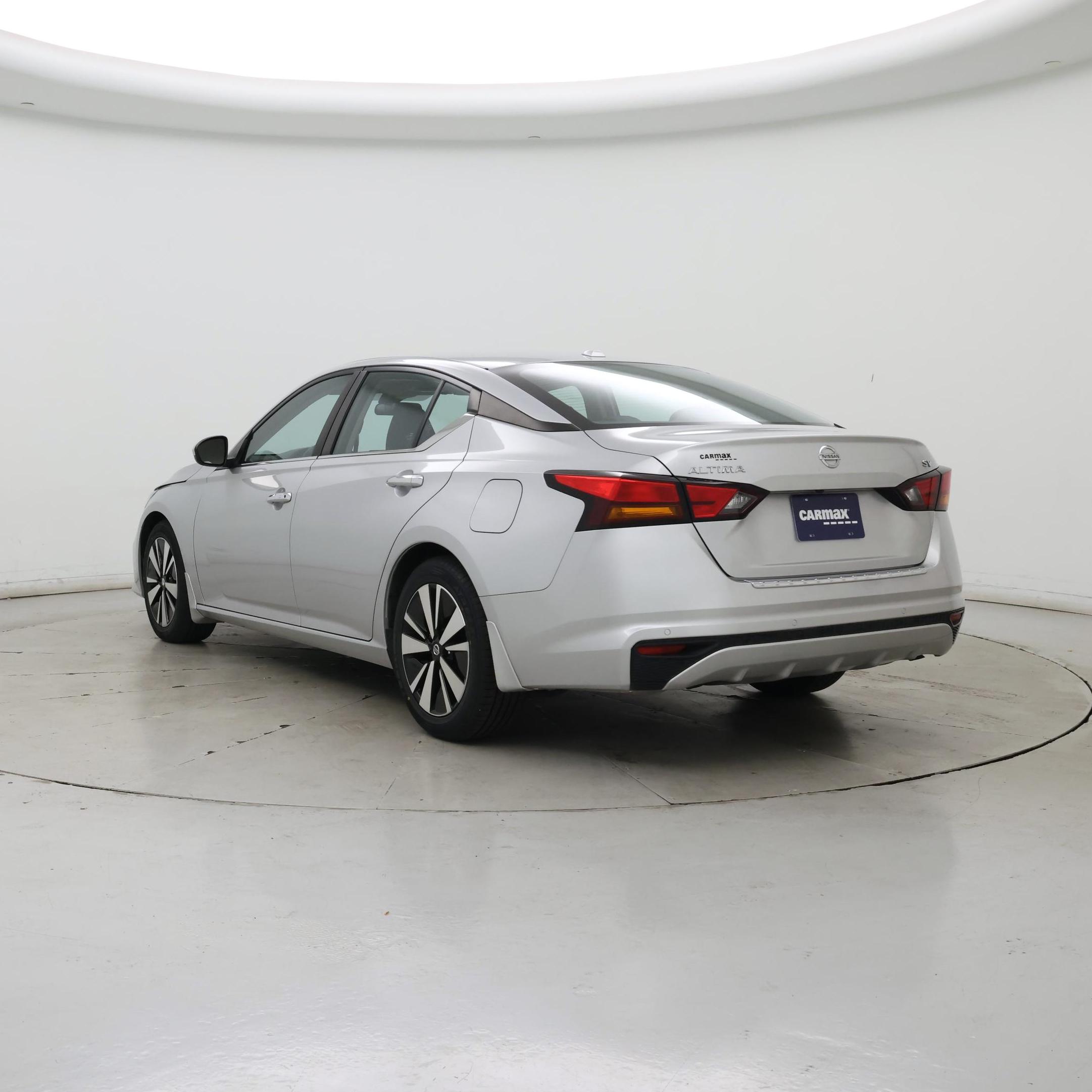 Thumbnail: 2022 Nissan Altima - 2