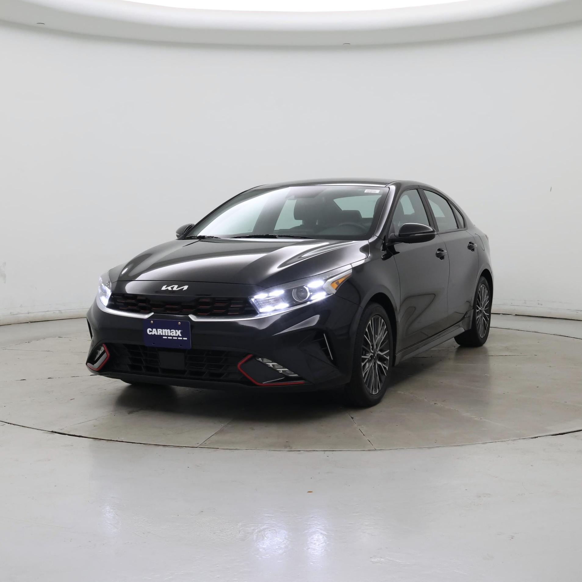Thumbnail: 2023 Kia Forte - 4