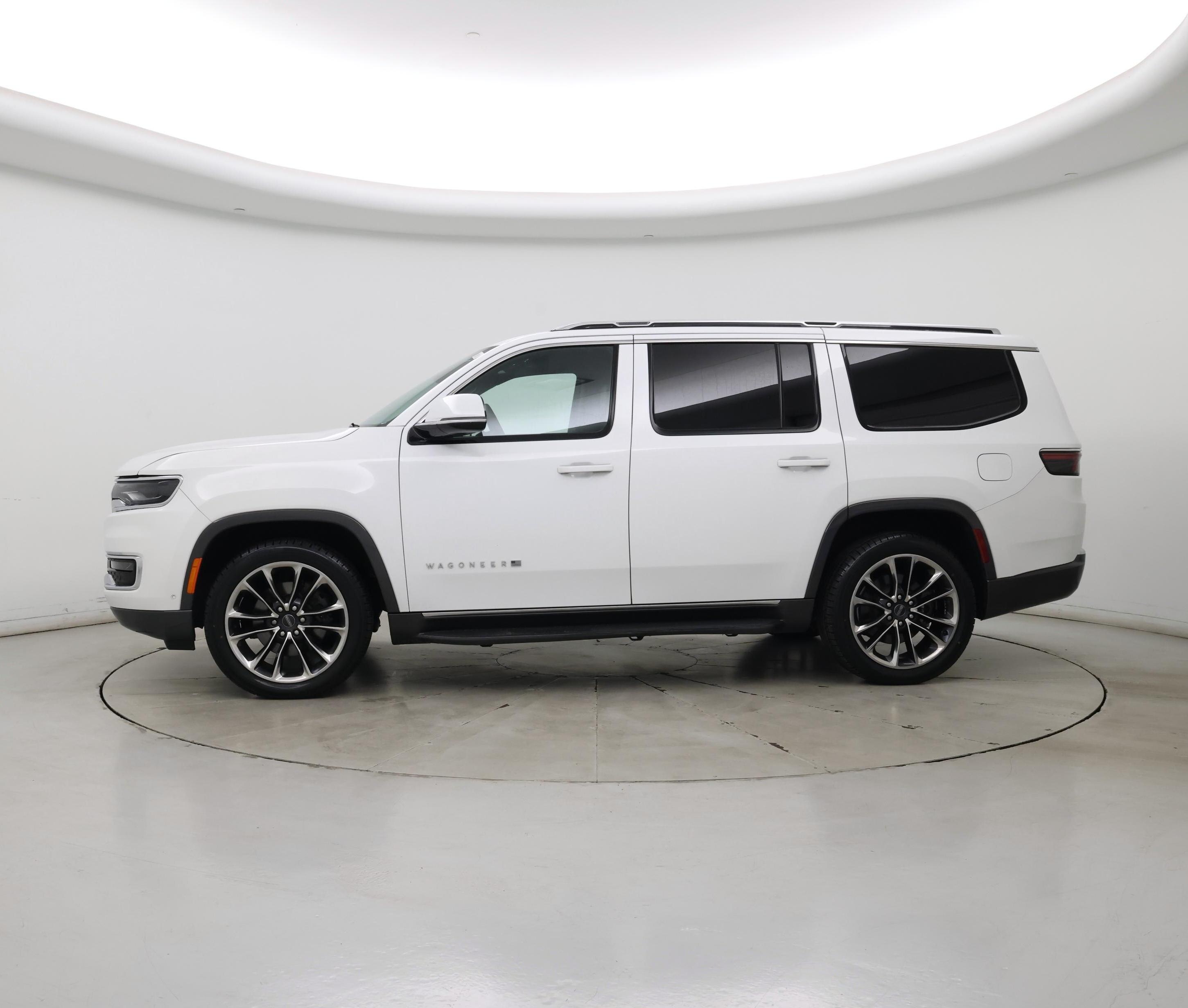 Thumbnail: 2022 Jeep Wagoneer - 3