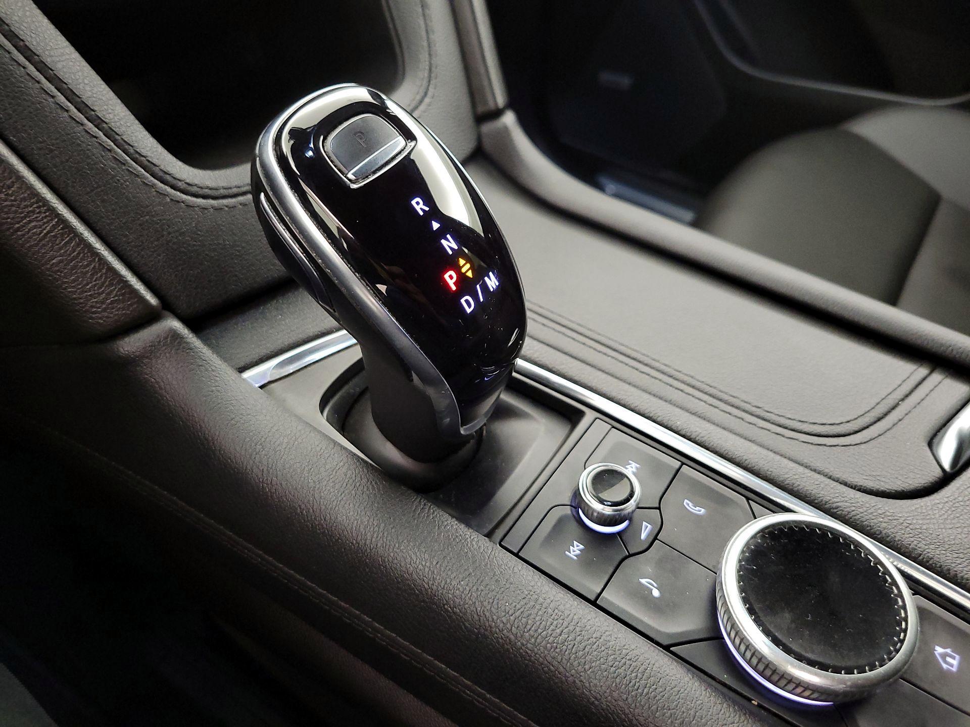 Thumbnail: 2022 Cadillac XT5 - 17