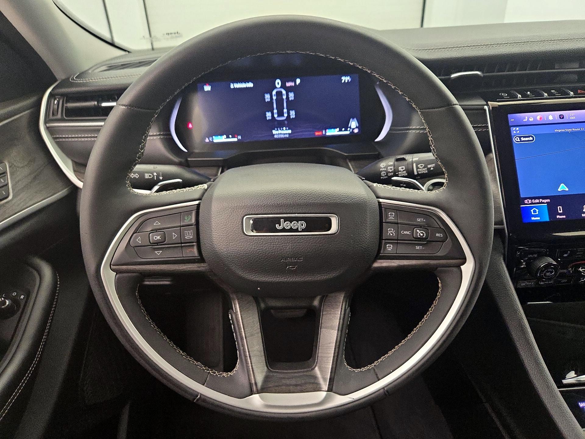 Thumbnail: 2023 Jeep Grand Cherokee L - 10