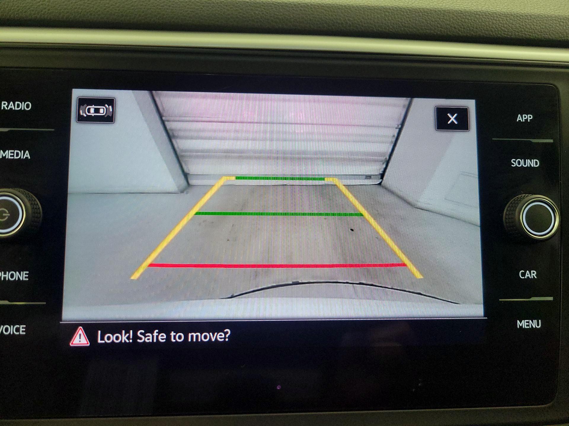 Thumbnail: 2021 Volkswagen Atlas - 14