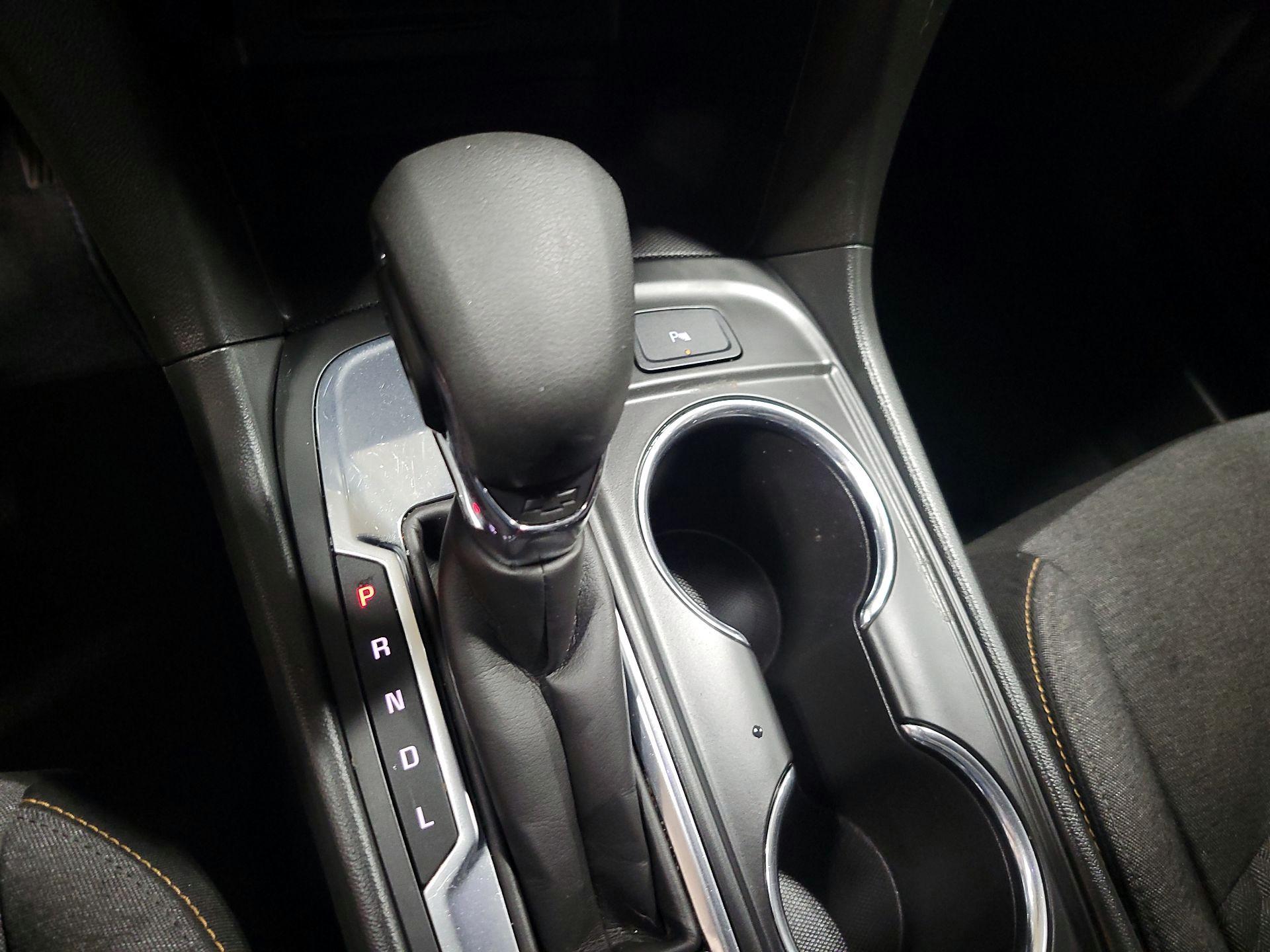 Thumbnail: 2022 Chevrolet Equinox - 13