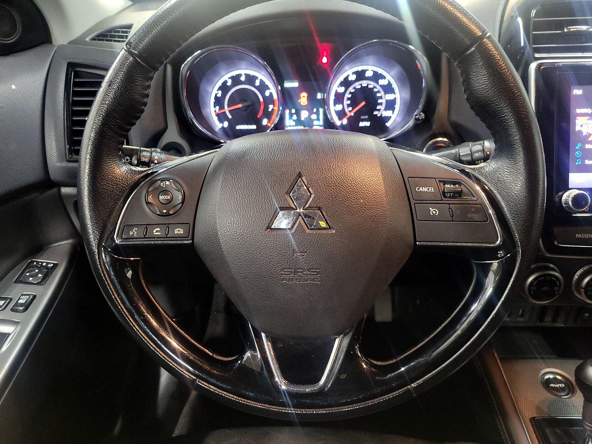 Thumbnail: 2021 Mitsubishi Outlander Sport - 10