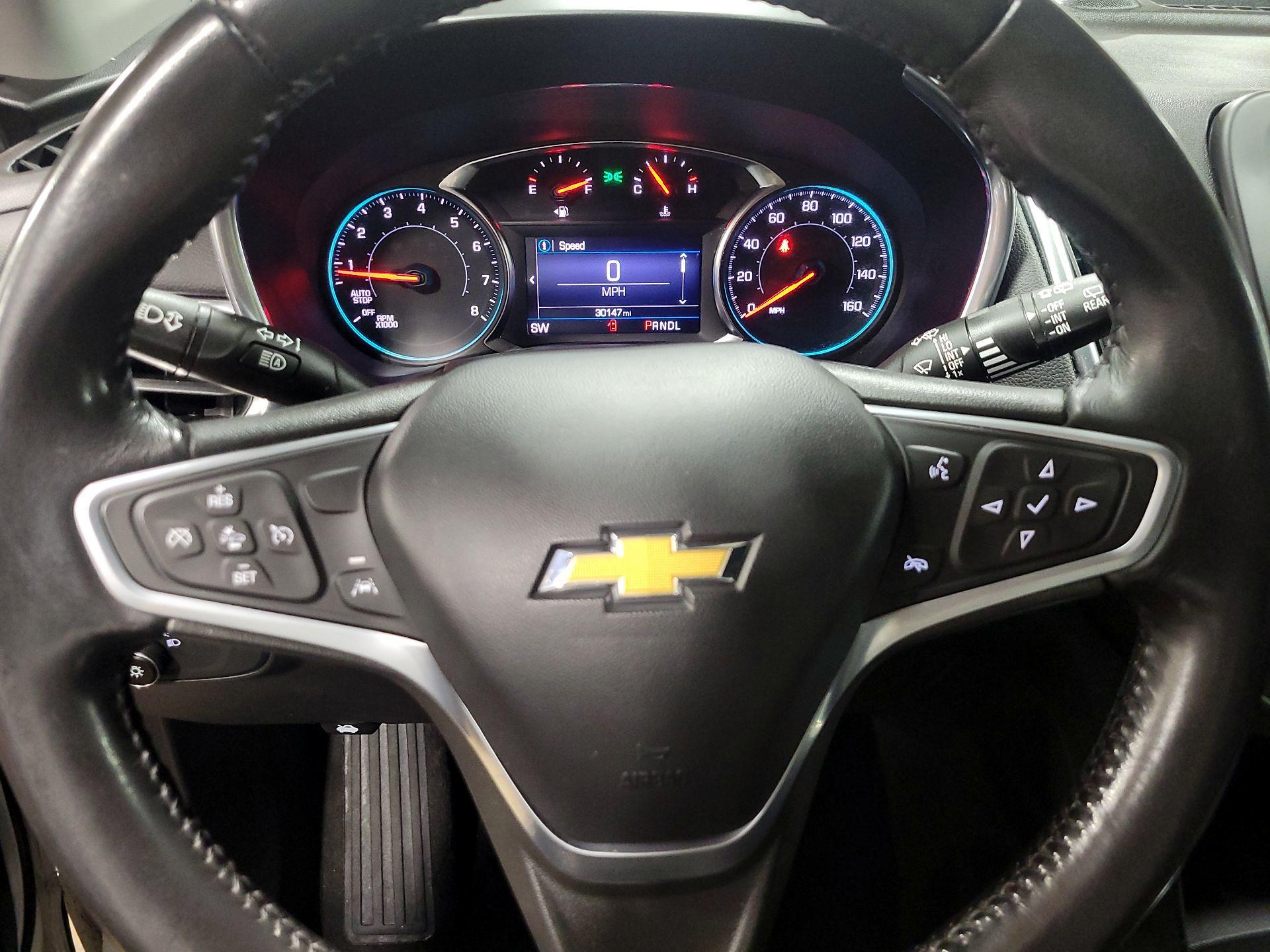 Thumbnail: 2022 Chevrolet Equinox - 10