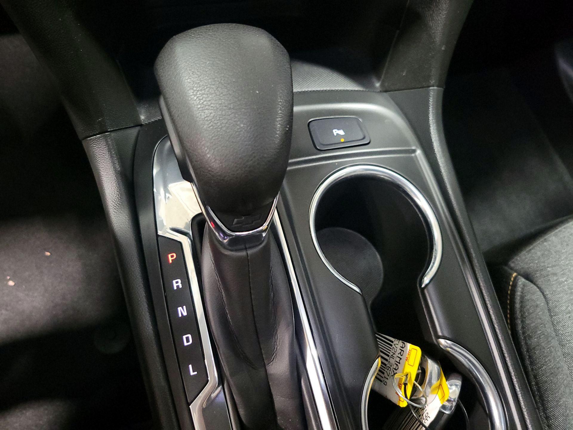 Thumbnail: 2022 Chevrolet Equinox - 17