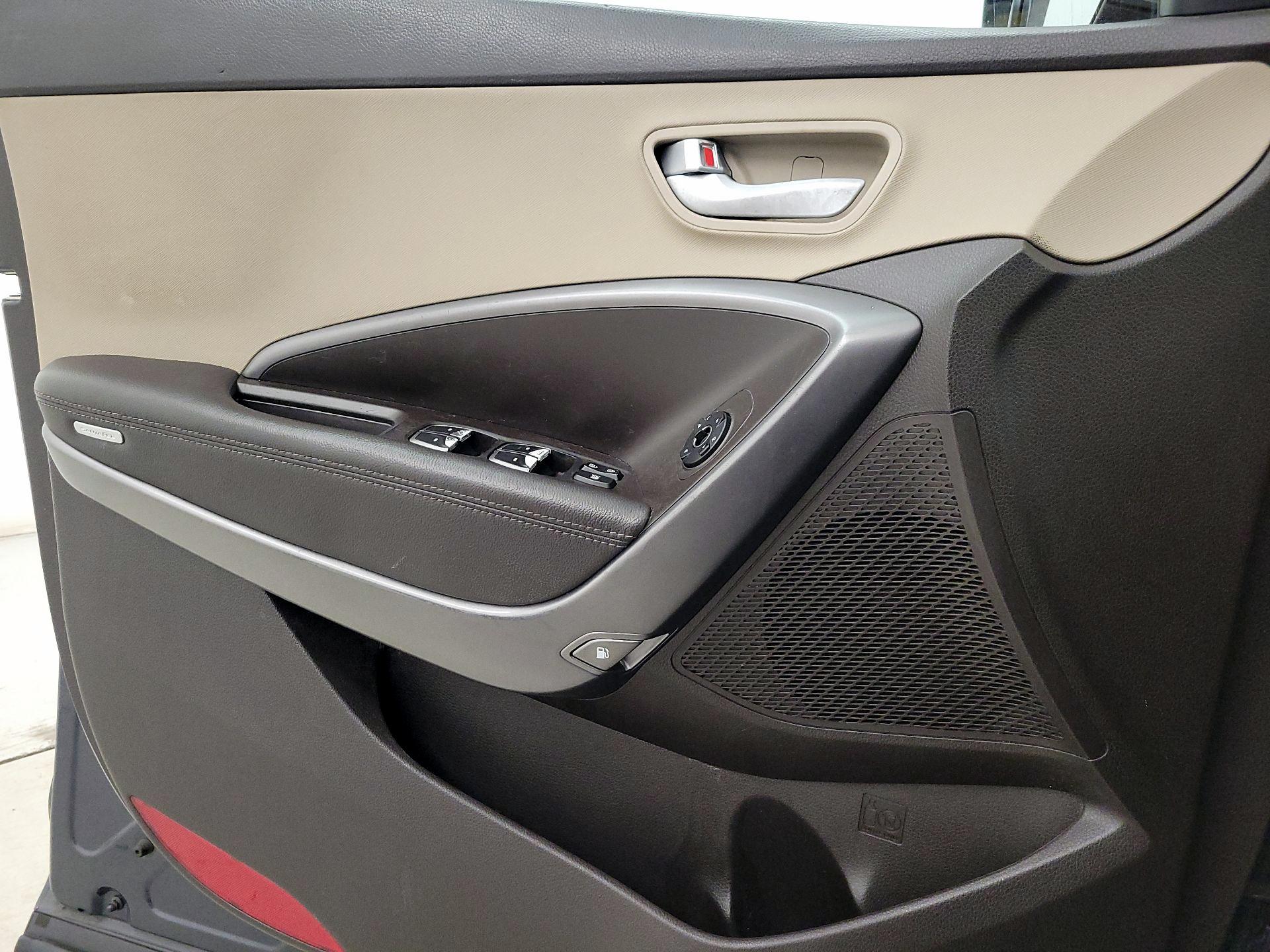 Thumbnail: 2018 Hyundai Santa Fe - 12