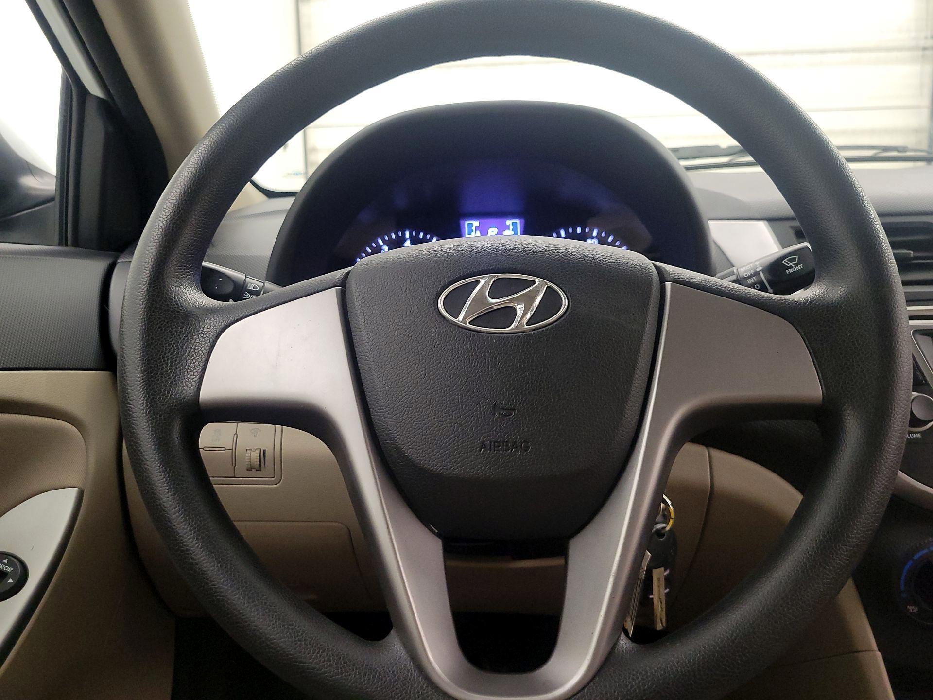 Thumbnail: 2017 Hyundai Accent - 10