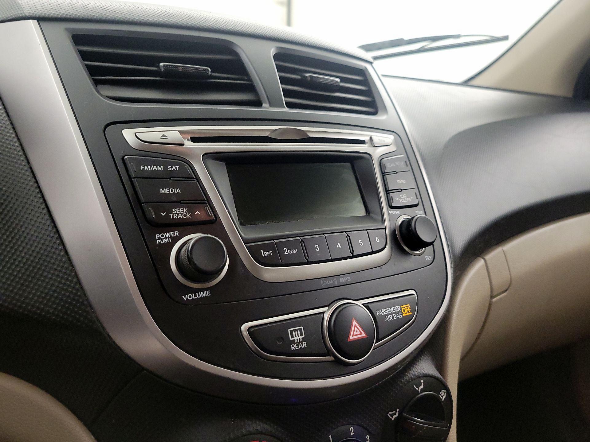 Thumbnail: 2017 Hyundai Accent - 14