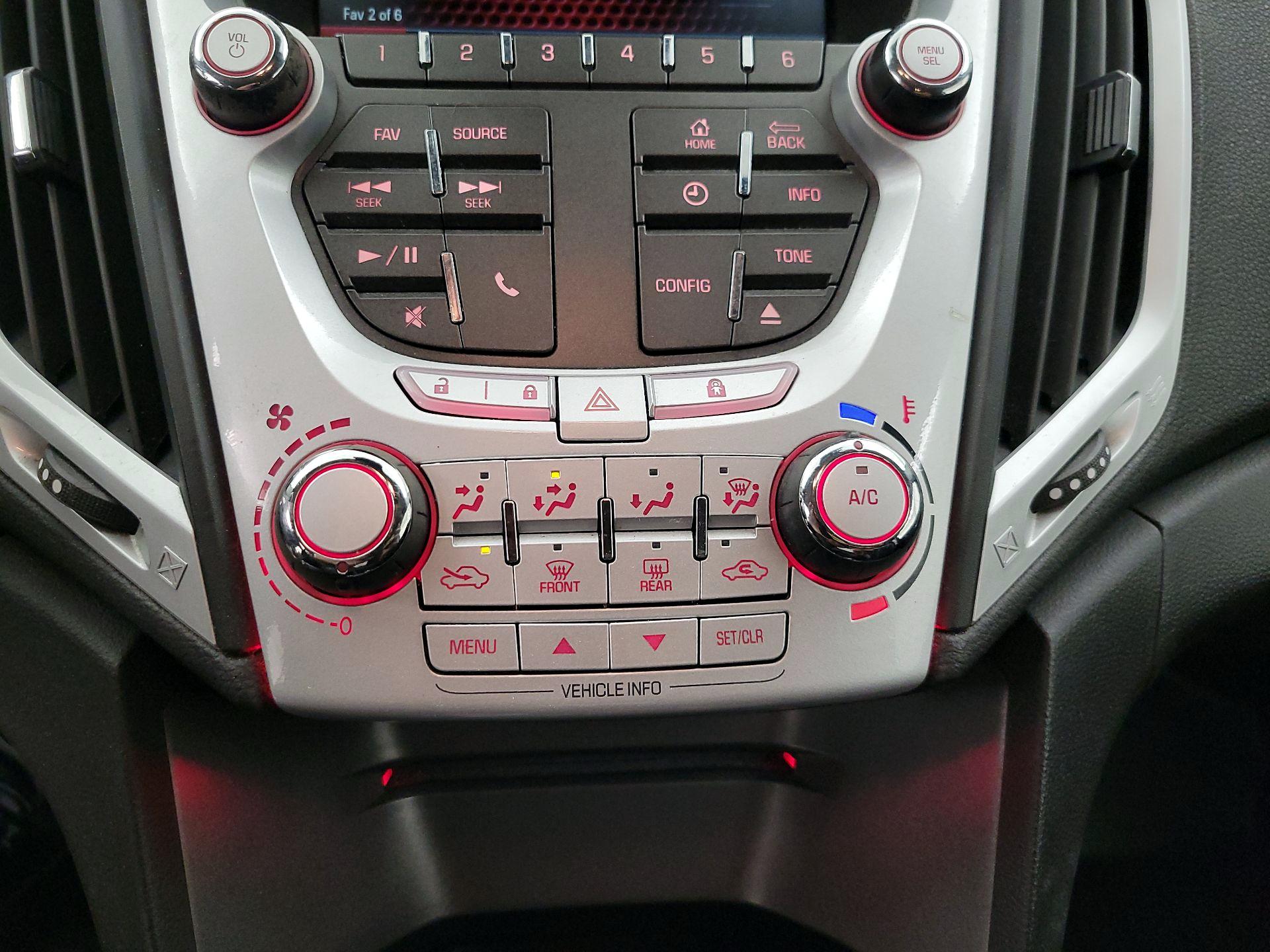 Thumbnail: 2014 GMC Terrain - 15