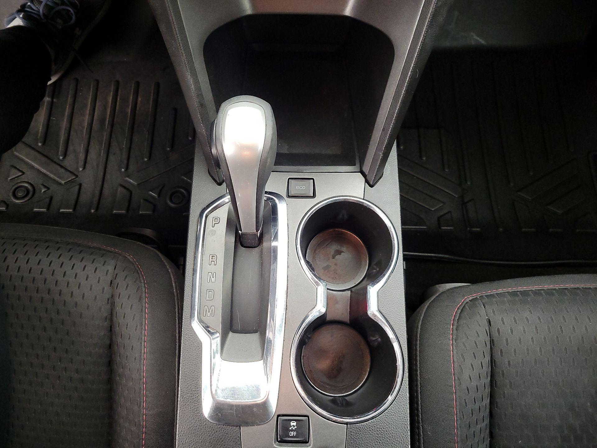 Thumbnail: 2014 GMC Terrain - 16