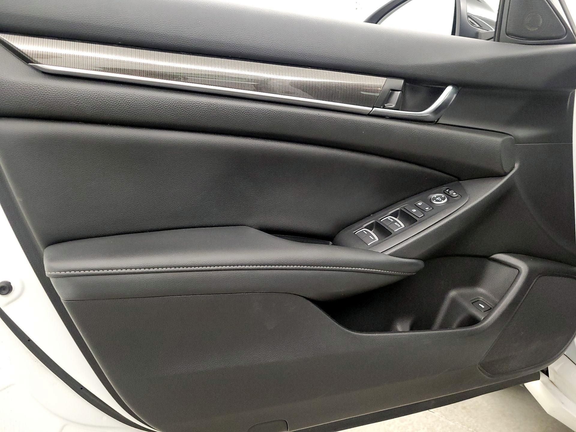 Thumbnail: 2022 Honda Accord - 12