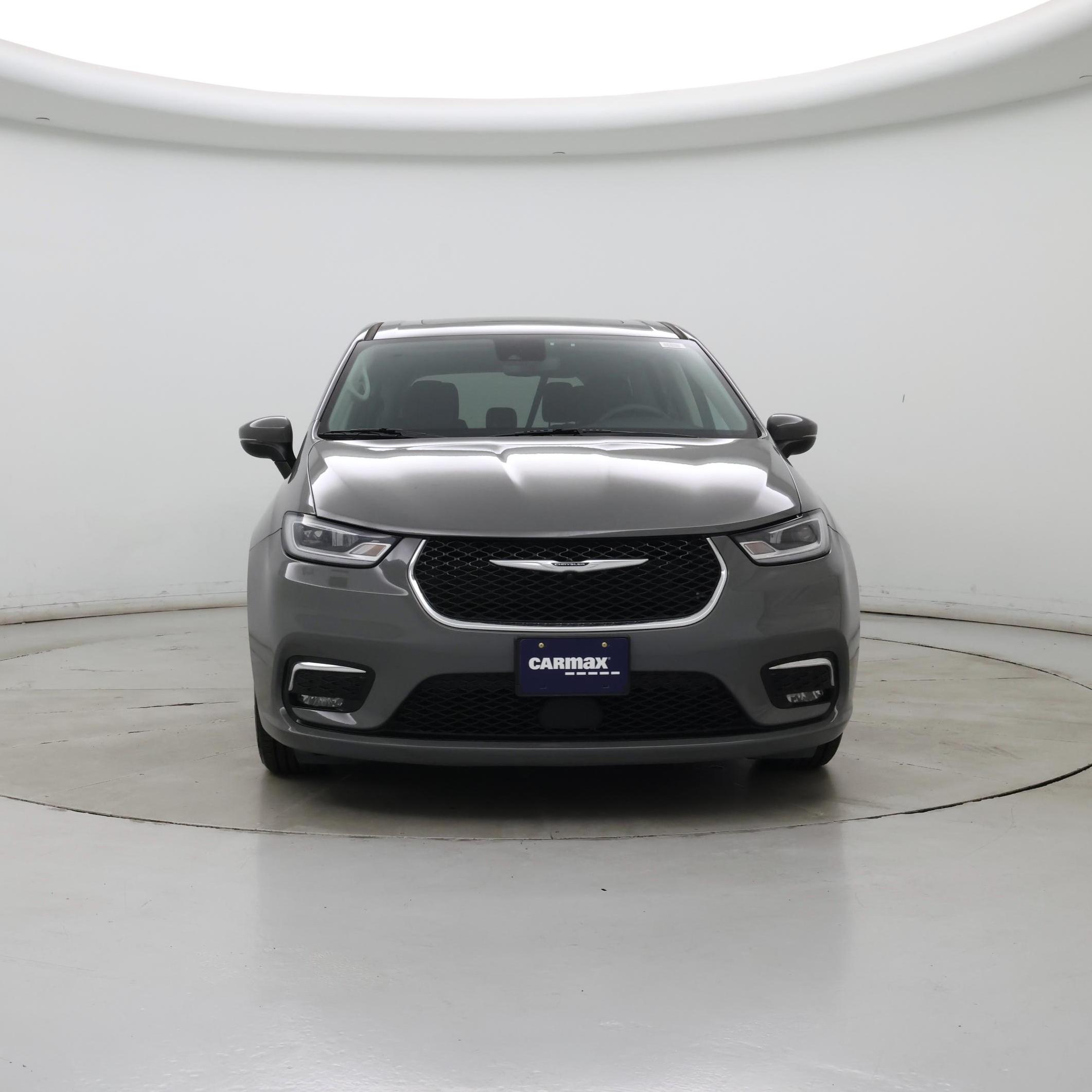 Thumbnail: 2023 Chrysler Pacifica - 5