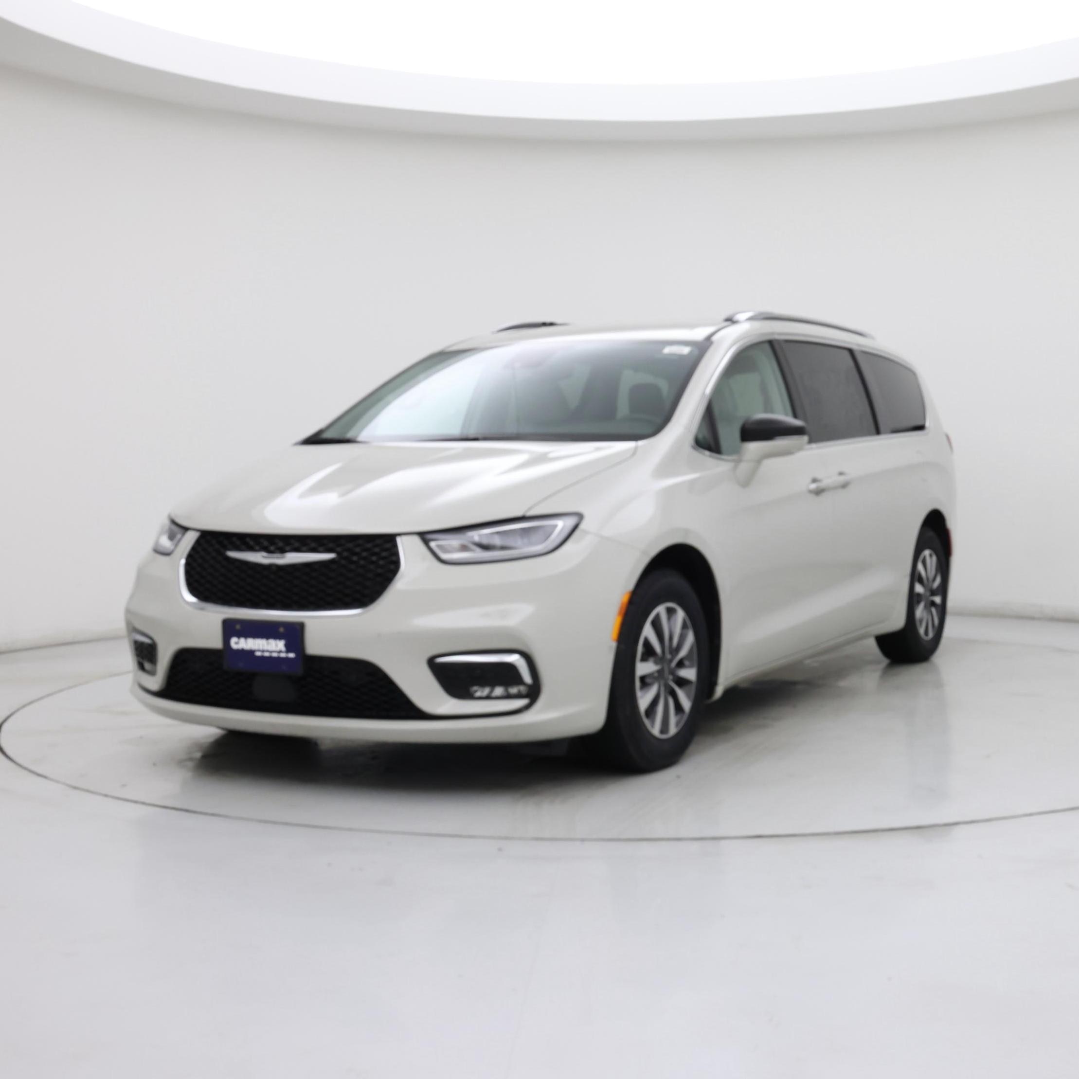 Thumbnail: 2021 Chrysler Pacifica - 4