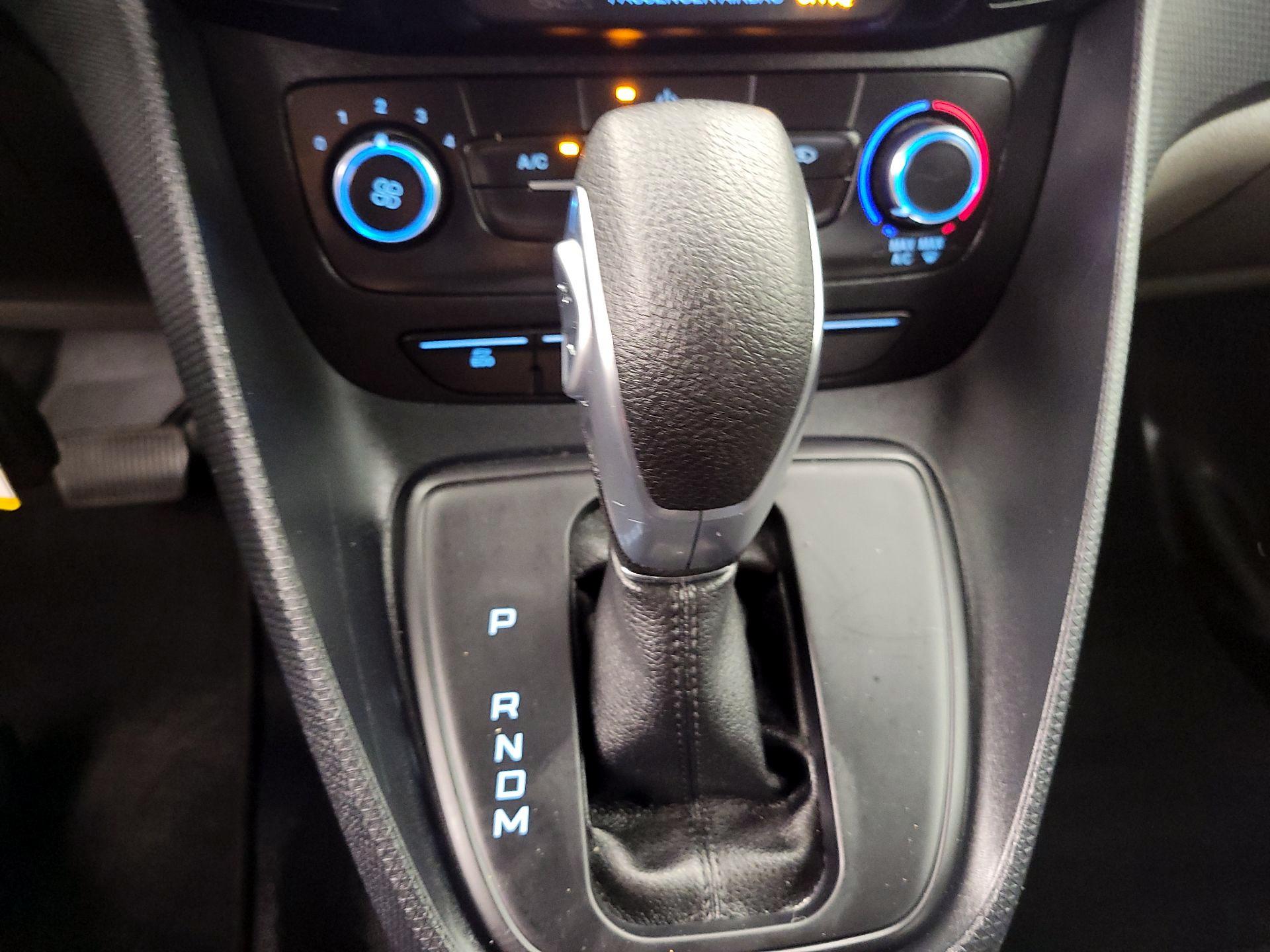 Thumbnail: 2021 Ford Transit Series - 17