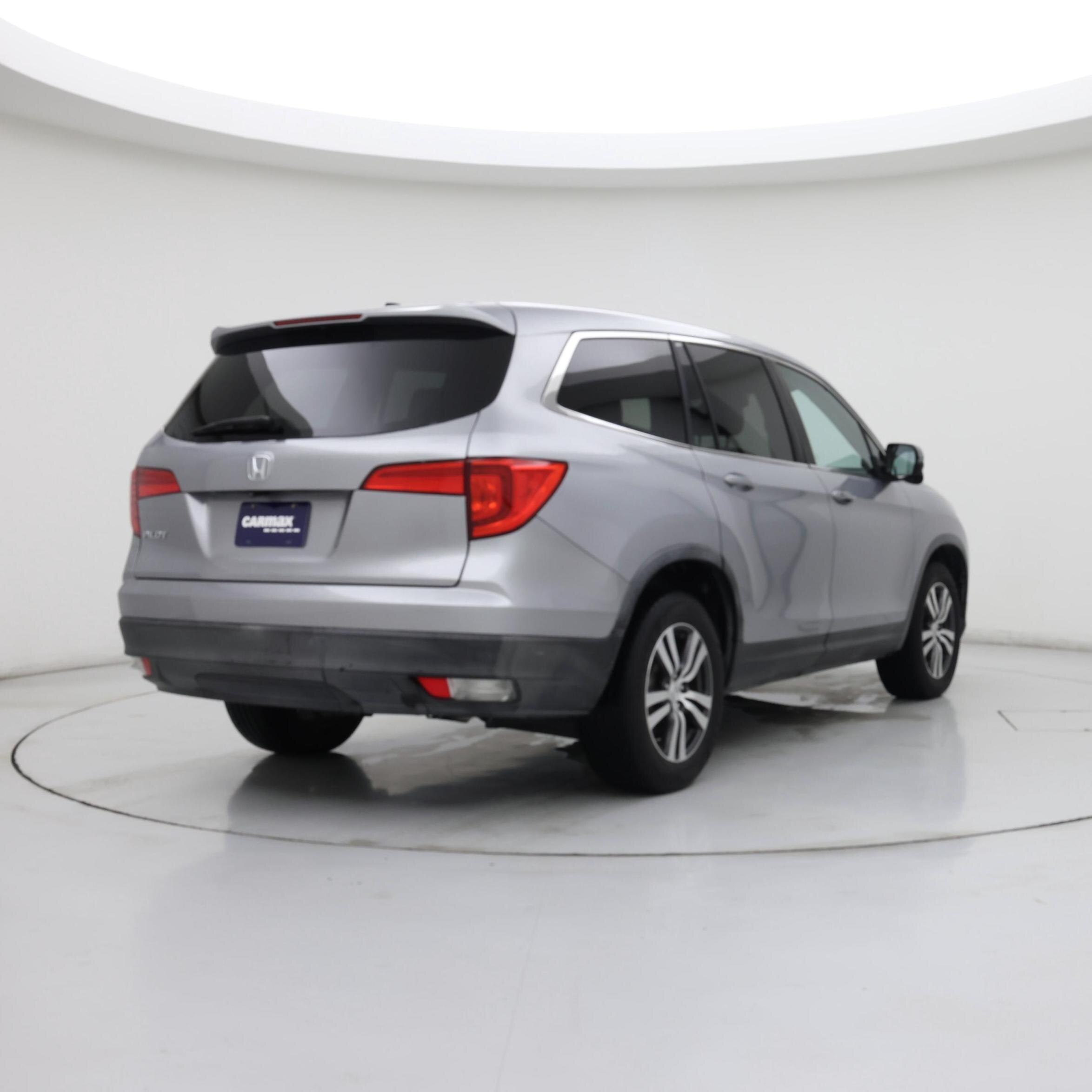 Thumbnail: 2016 Honda Pilot - 8