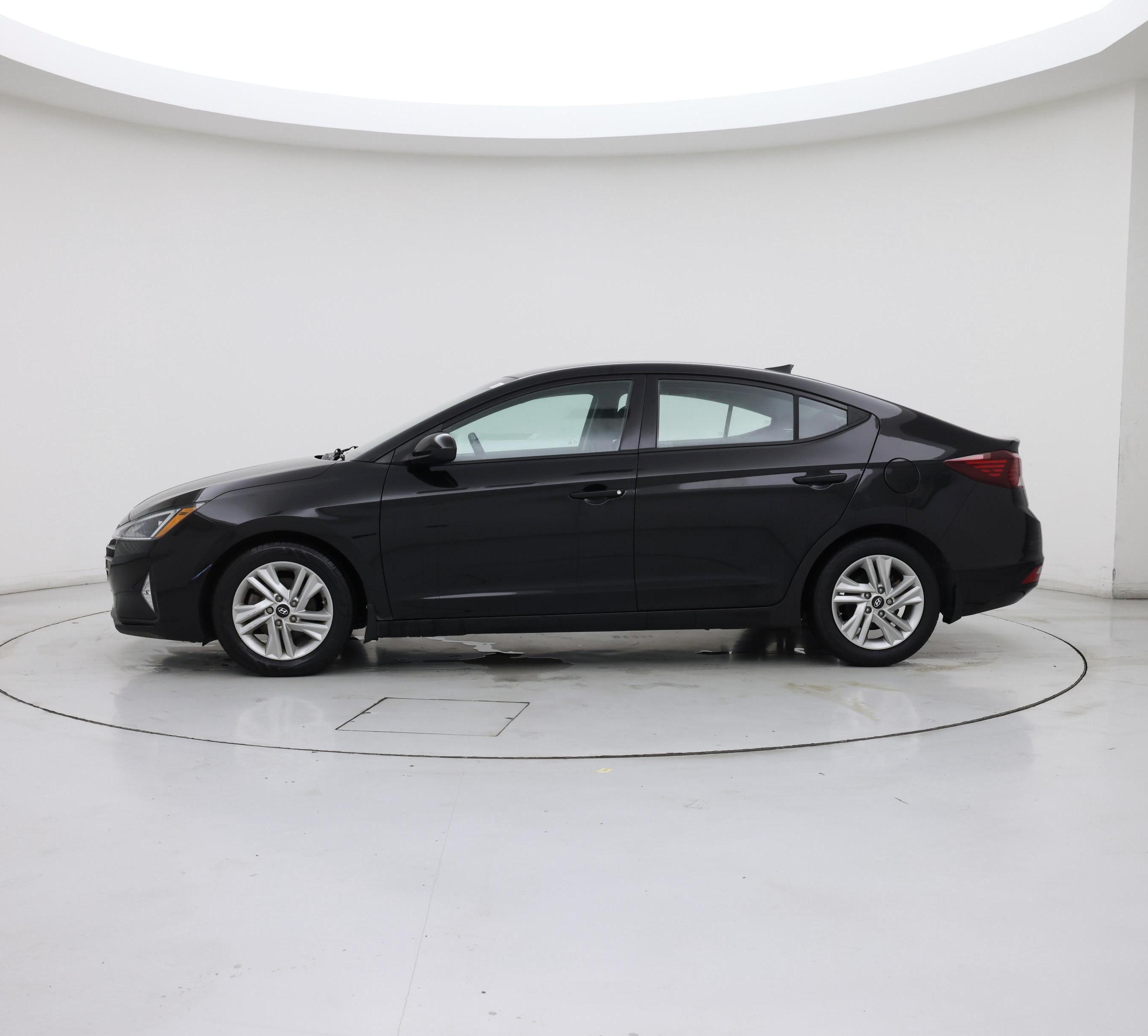 Thumbnail: 2020 Hyundai Elantra - 3