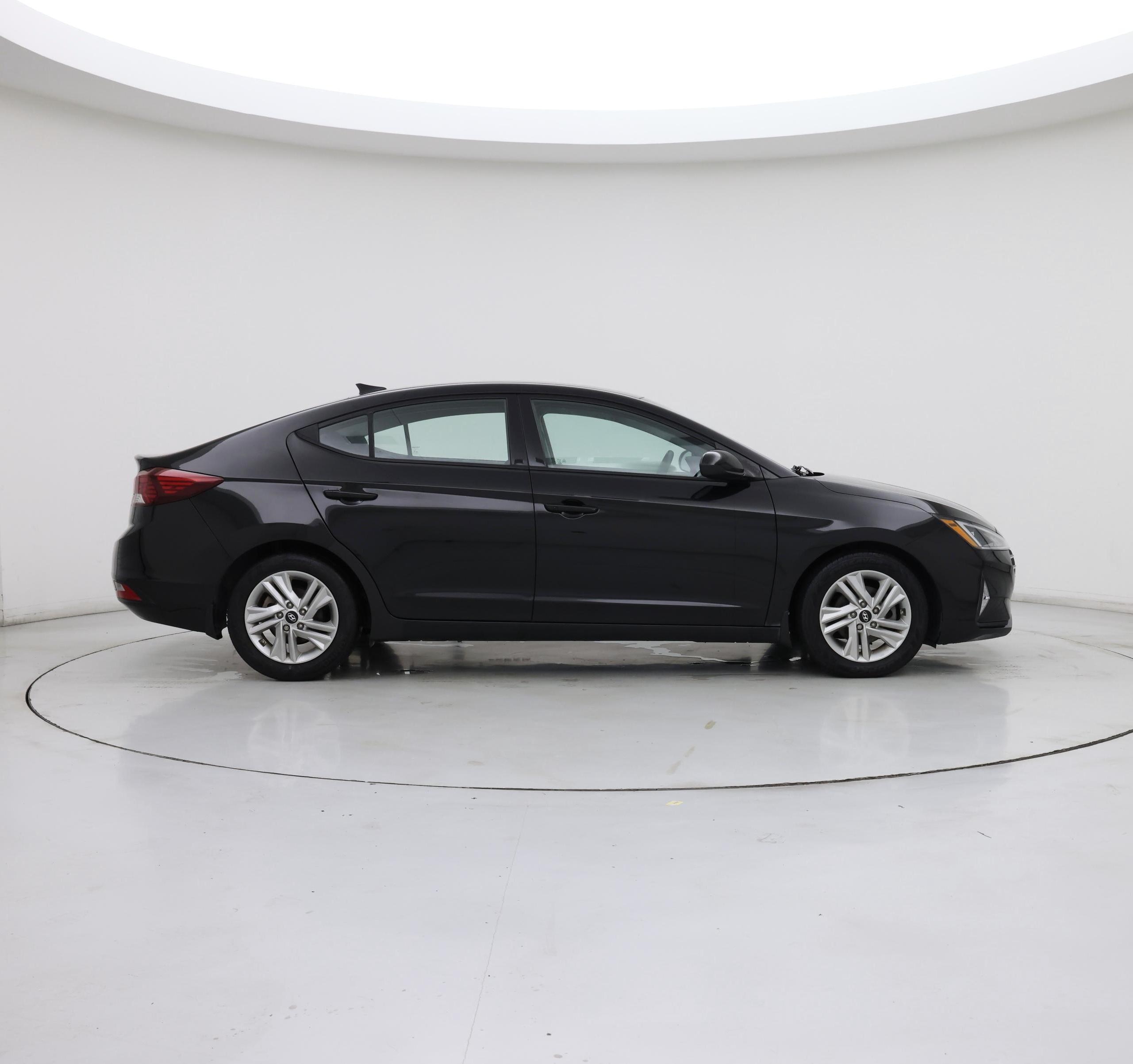 Thumbnail: 2020 Hyundai Elantra - 7