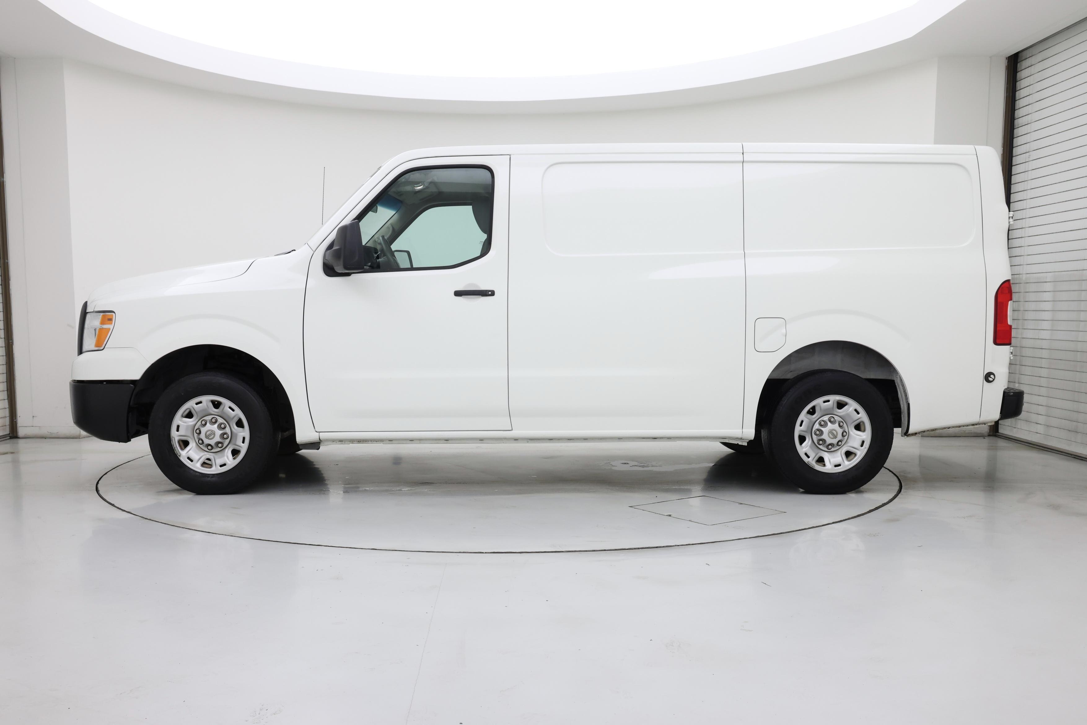 Thumbnail: 2018 Nissan NV - 3
