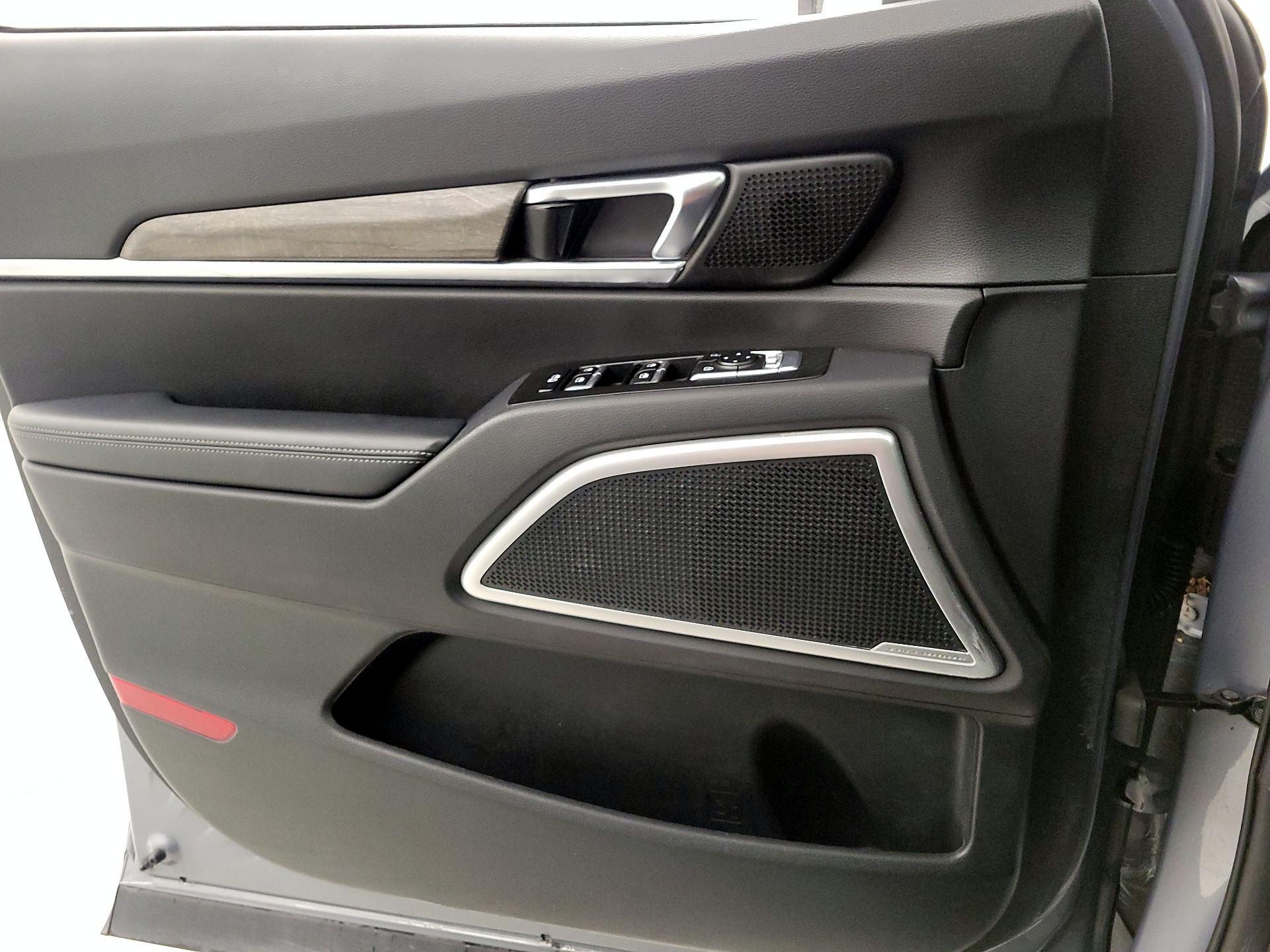 Thumbnail: 2021 Kia Telluride - 12