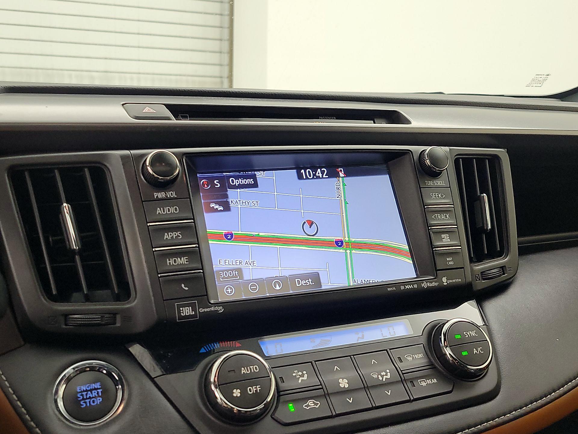 Thumbnail: 2016 Toyota RAV4 - 14